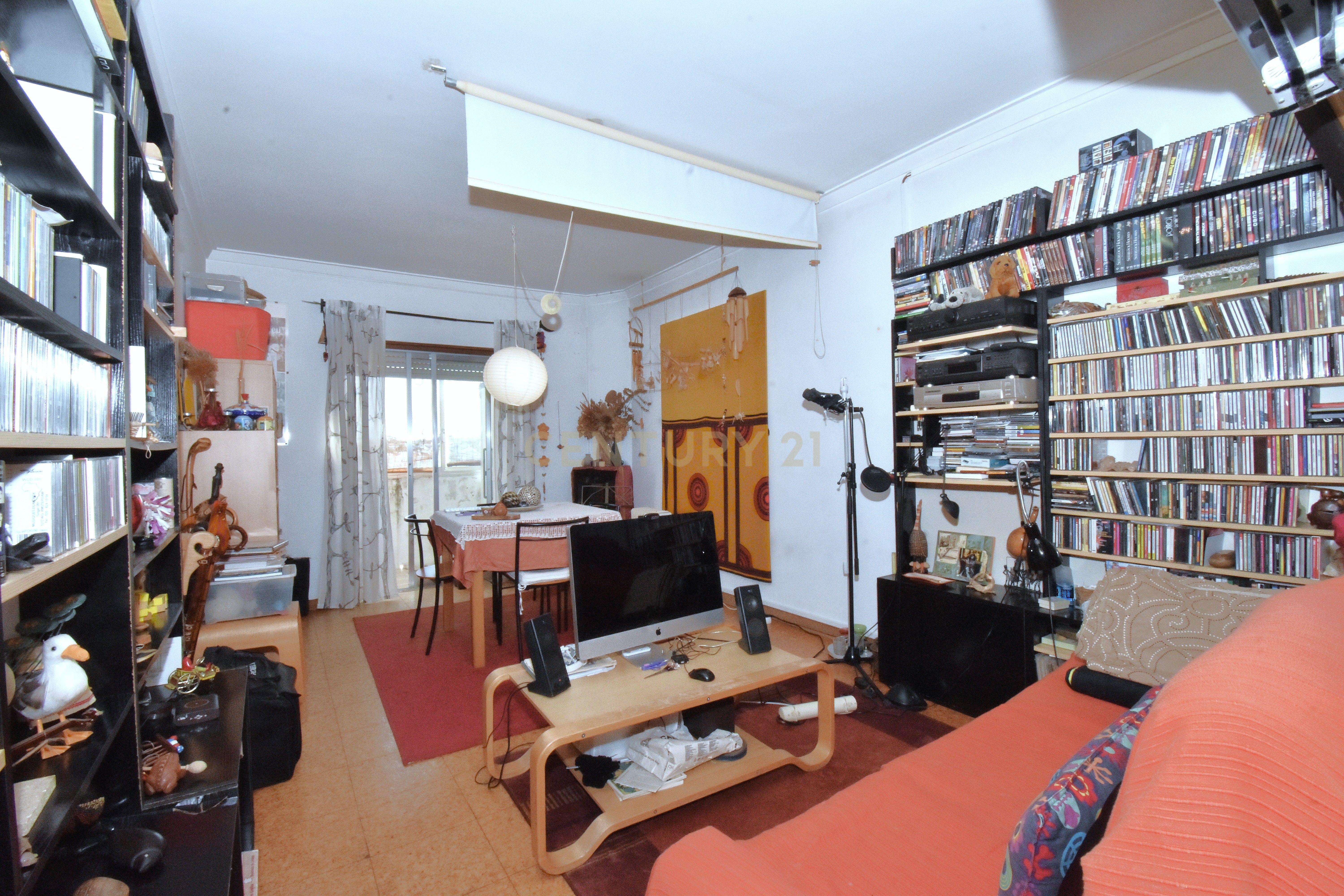 Fotografia 10 de Apartamento T3 na Sobreda, Almada