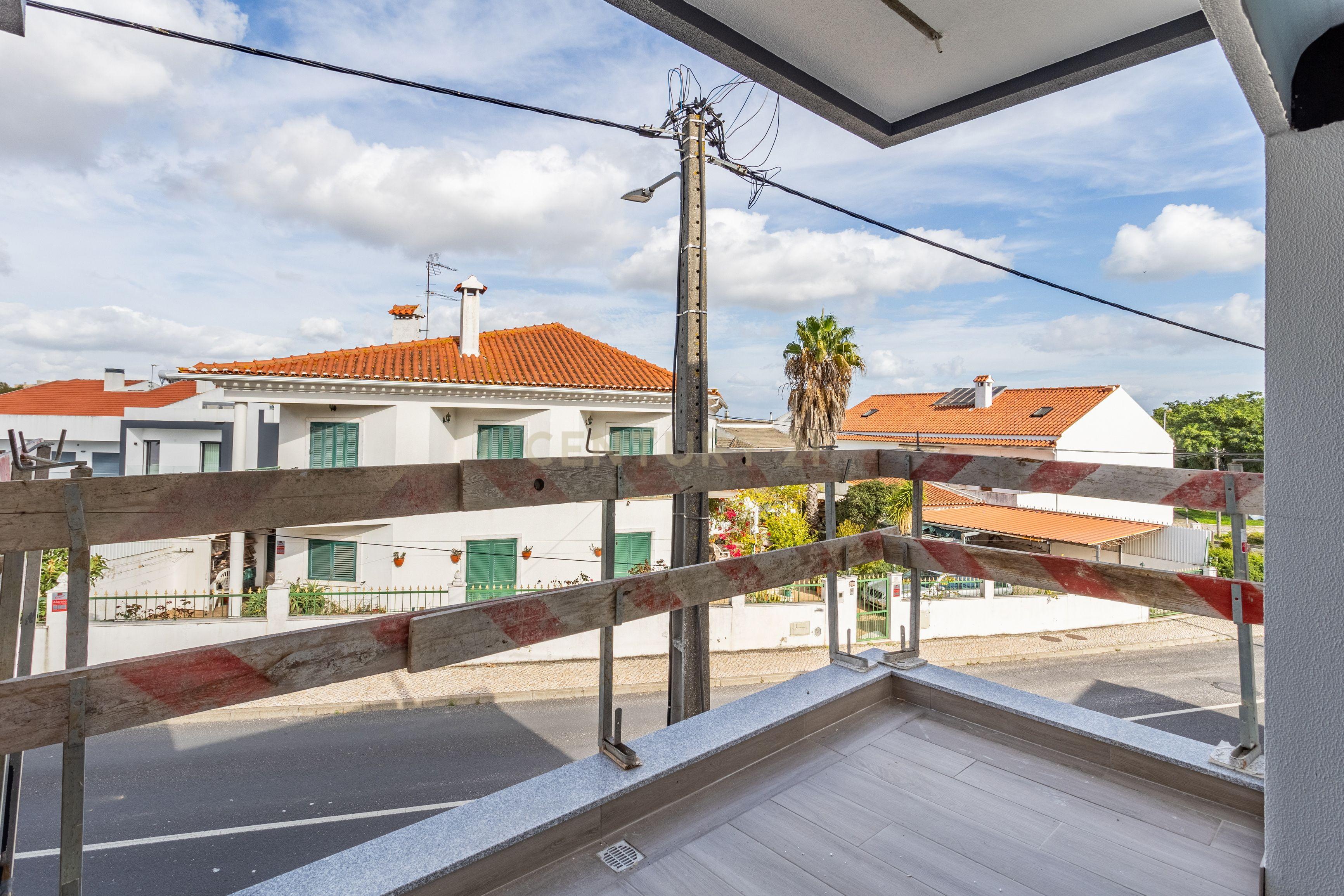 Moradia de luxo V5 no Bairro do Barreiro, Santa Iria da Azóia - Image 29