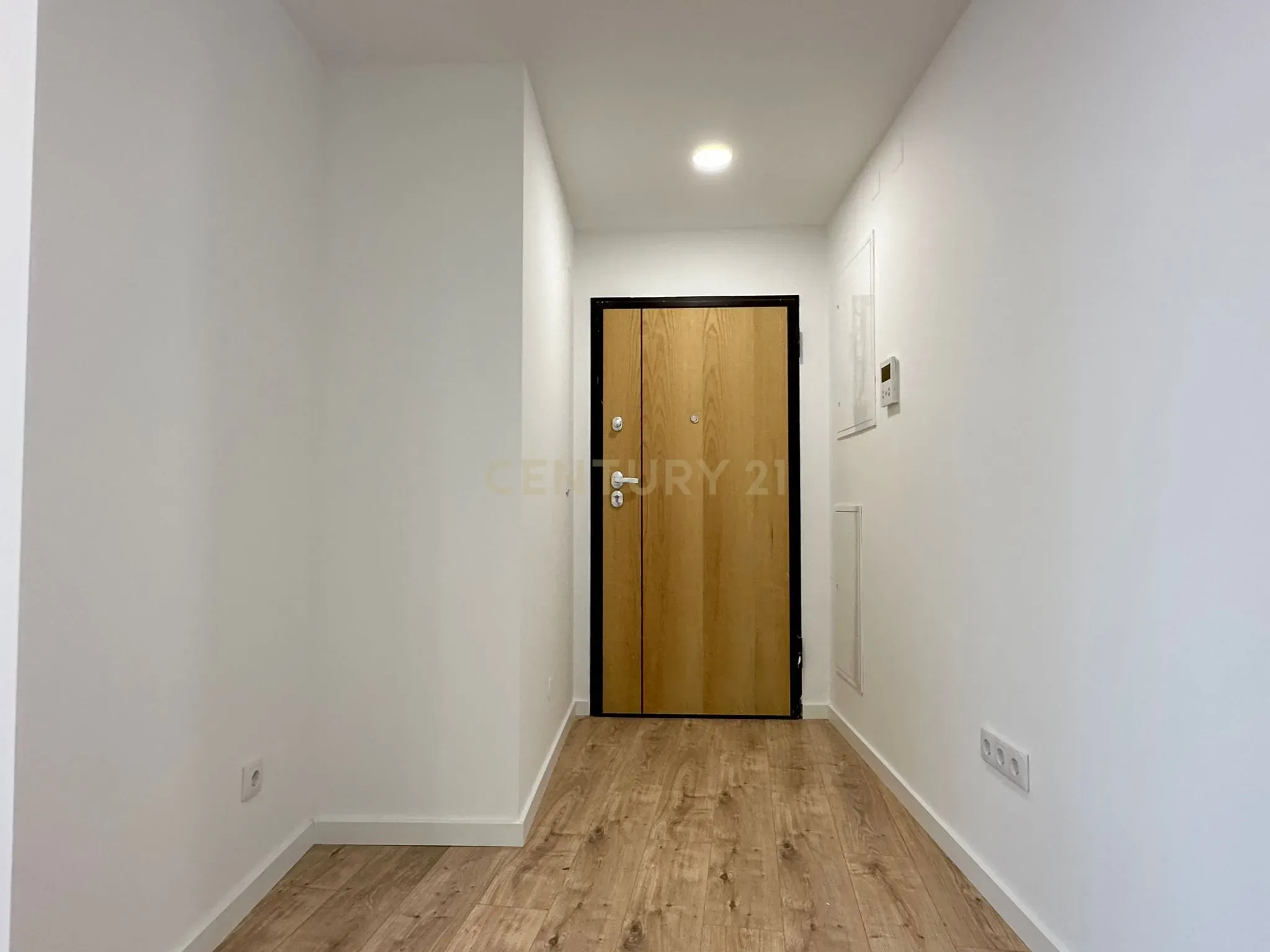 T4 Totalmente Remodelado - Telheiras - Image 29