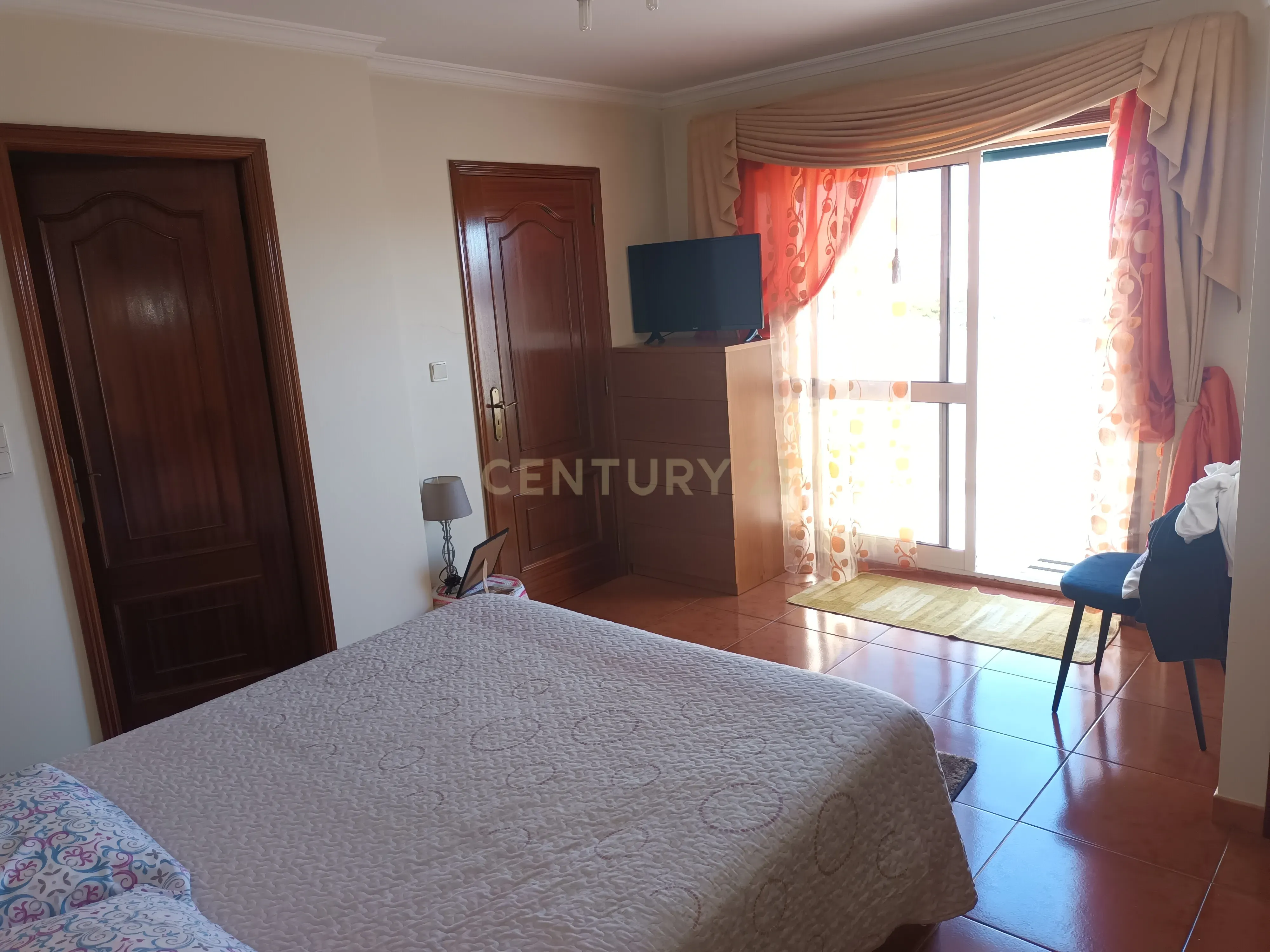 Vende-se apartamento T3 Duplex, zona das Antas, Porto - Image 30