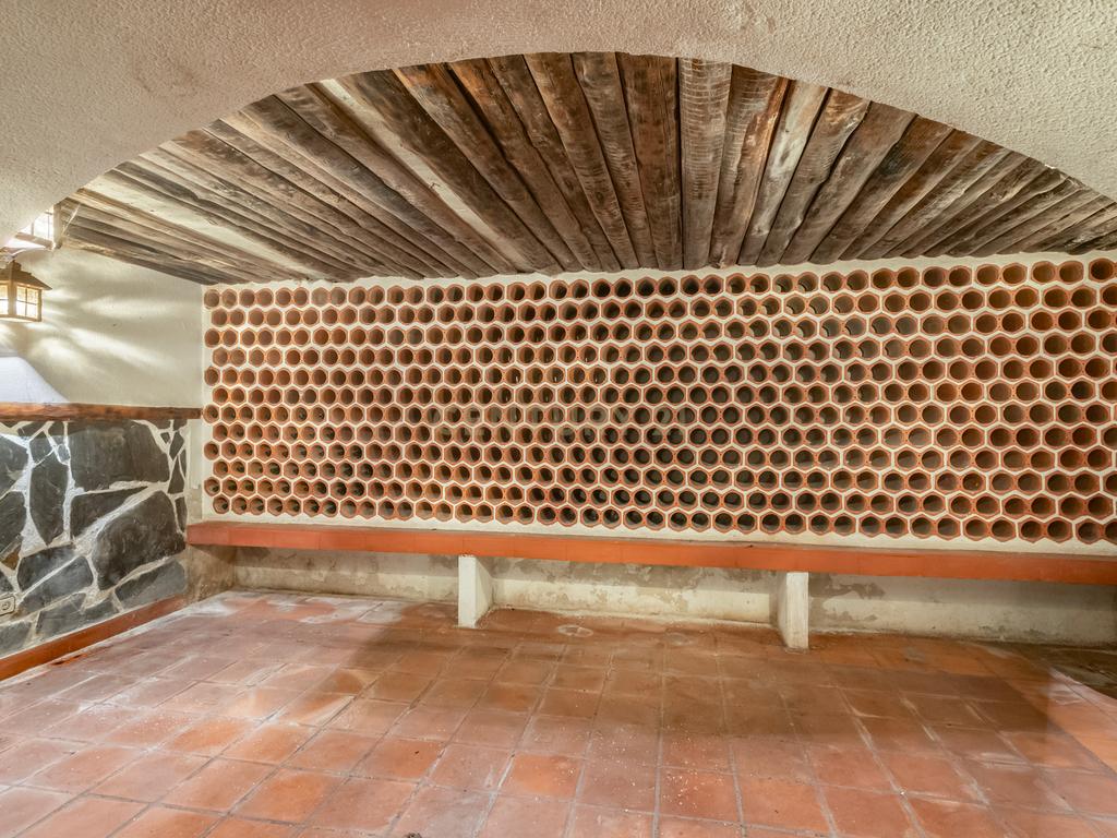 Moradia T4+ com jardim e piscina, em Alfragide. Em Venda! - Image 26