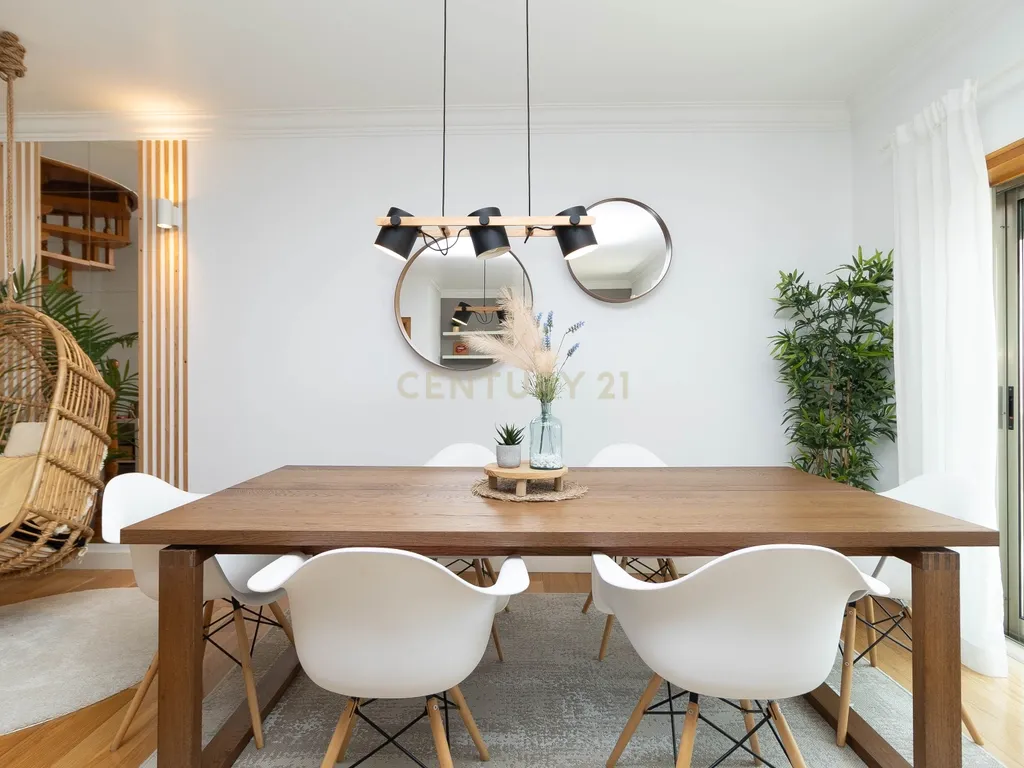 Apartamento Duplex T3 perto do mar na Caparica — Conforto, Elegância, Proximidade da Natureza e Estilo de Vida Descontraído - Image 39
