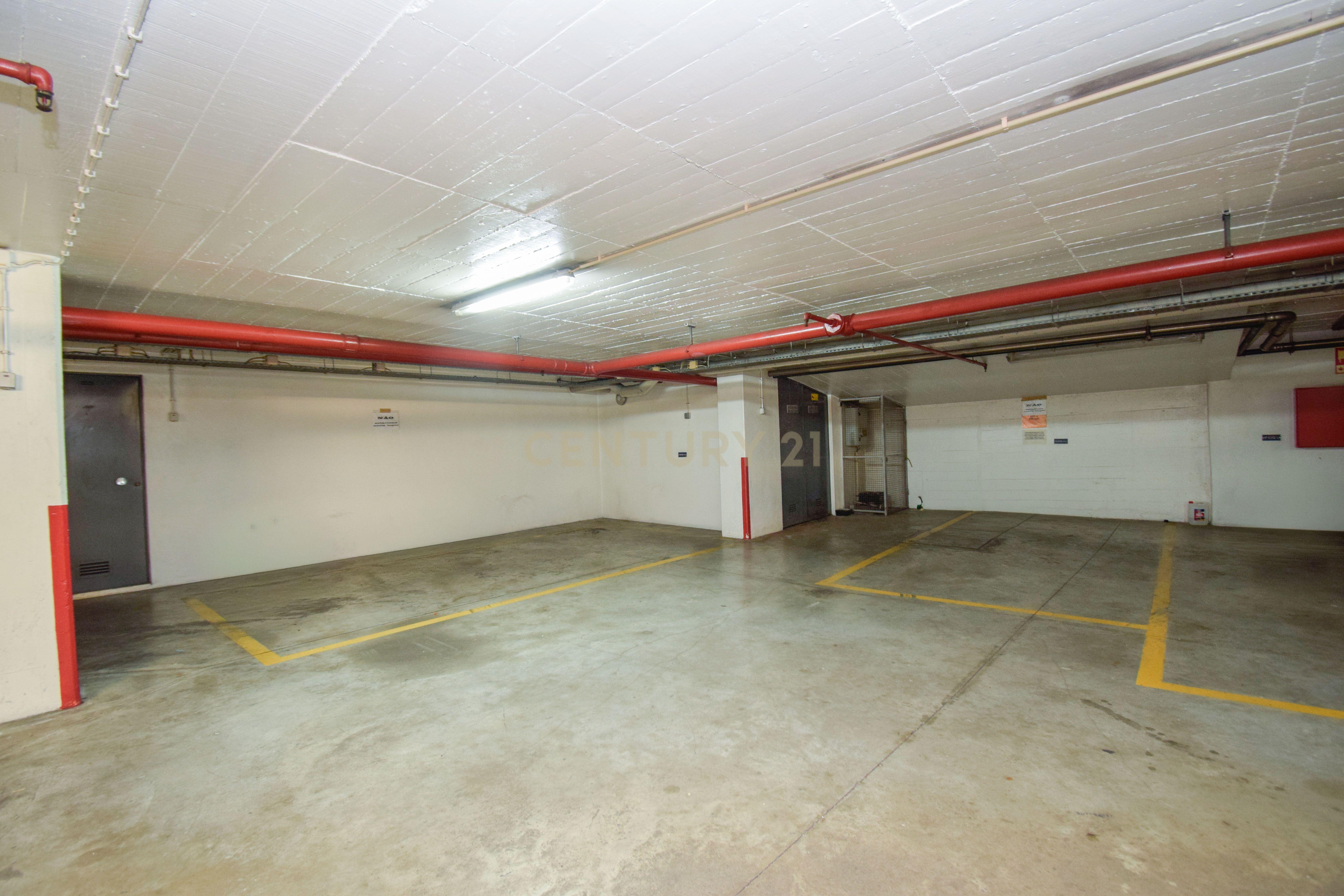 Fotografia 5 de Avenidas Novas | 162 m² | Potencial de conversão | 2 lugares de garagem