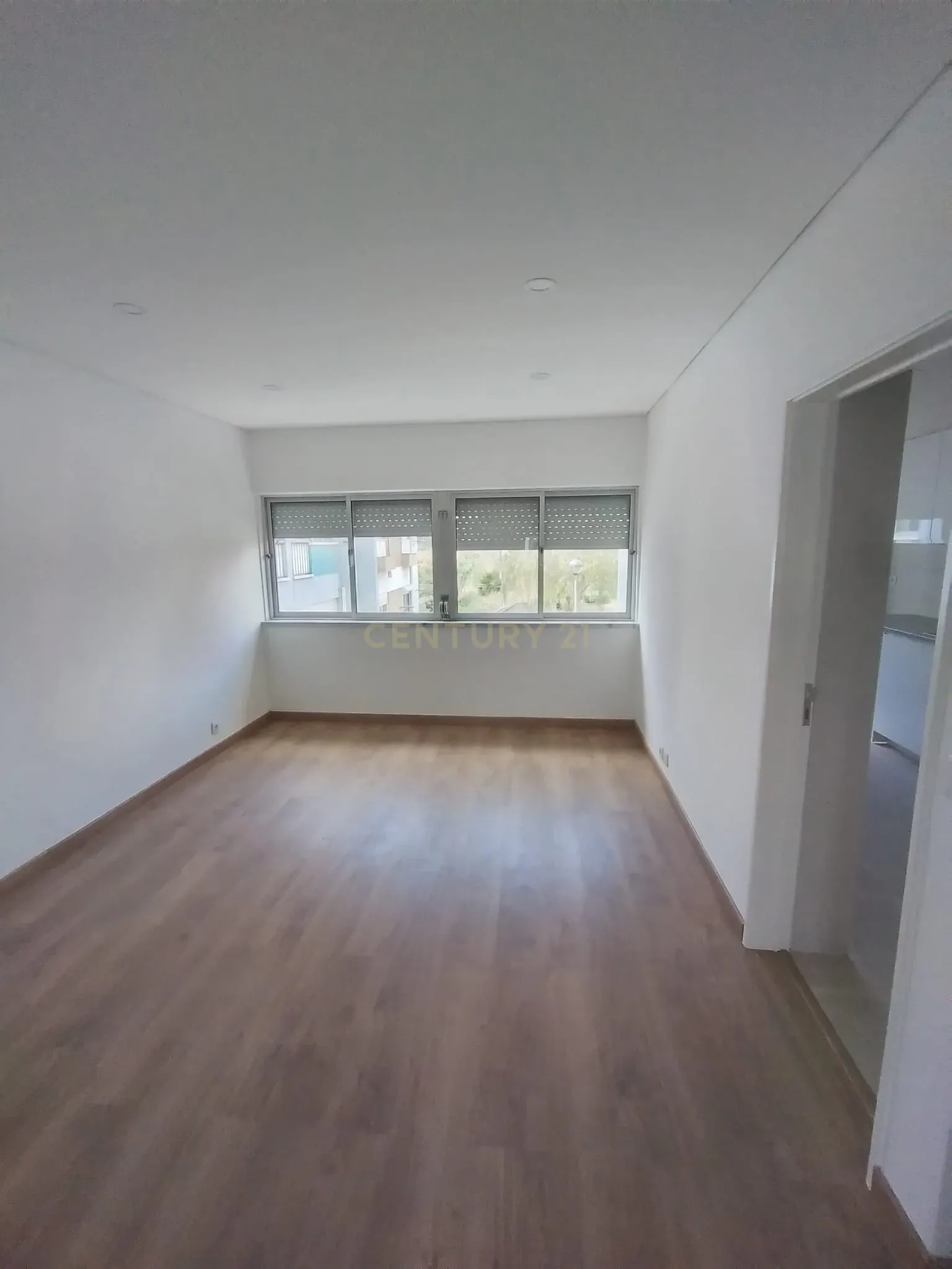 Fotografia 3 de T2 Totalmente Renovado | Santa Iria da Azóia | 265.000 €