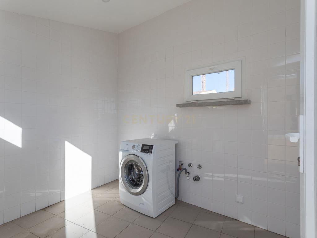 Apartamento no centro do Estoril - Image 6