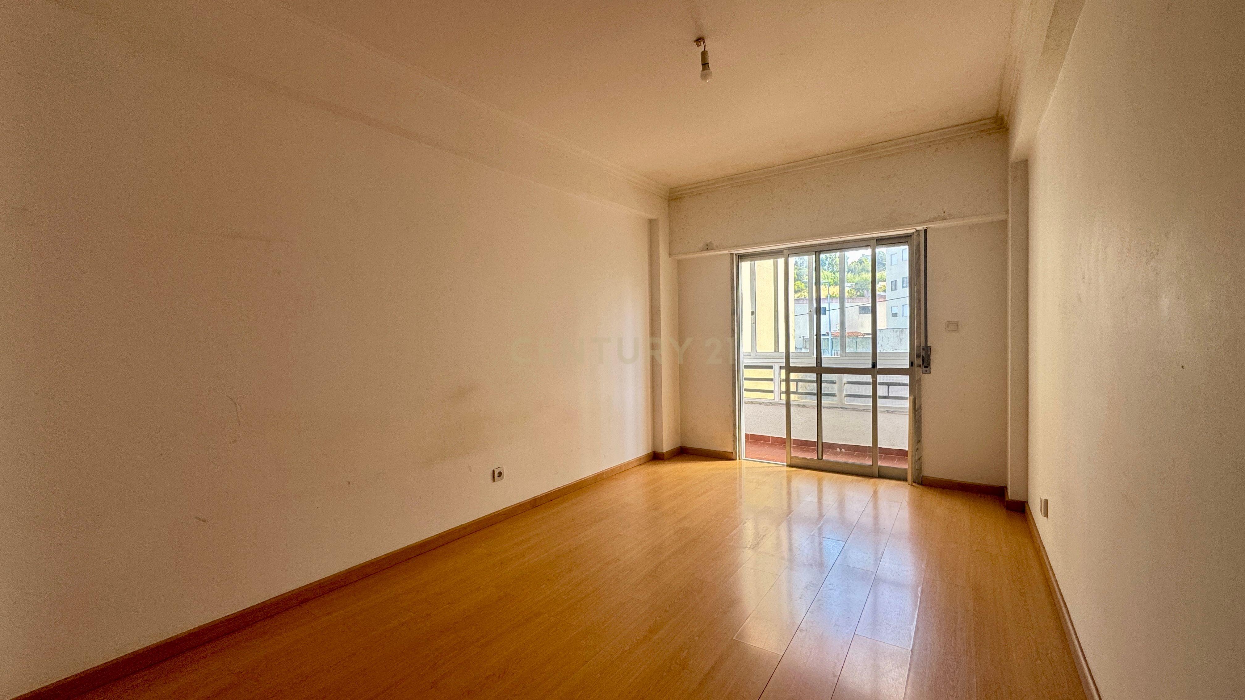 Fotografia 9 de Apartamento T1+1 em Agualva e Mira Sintra