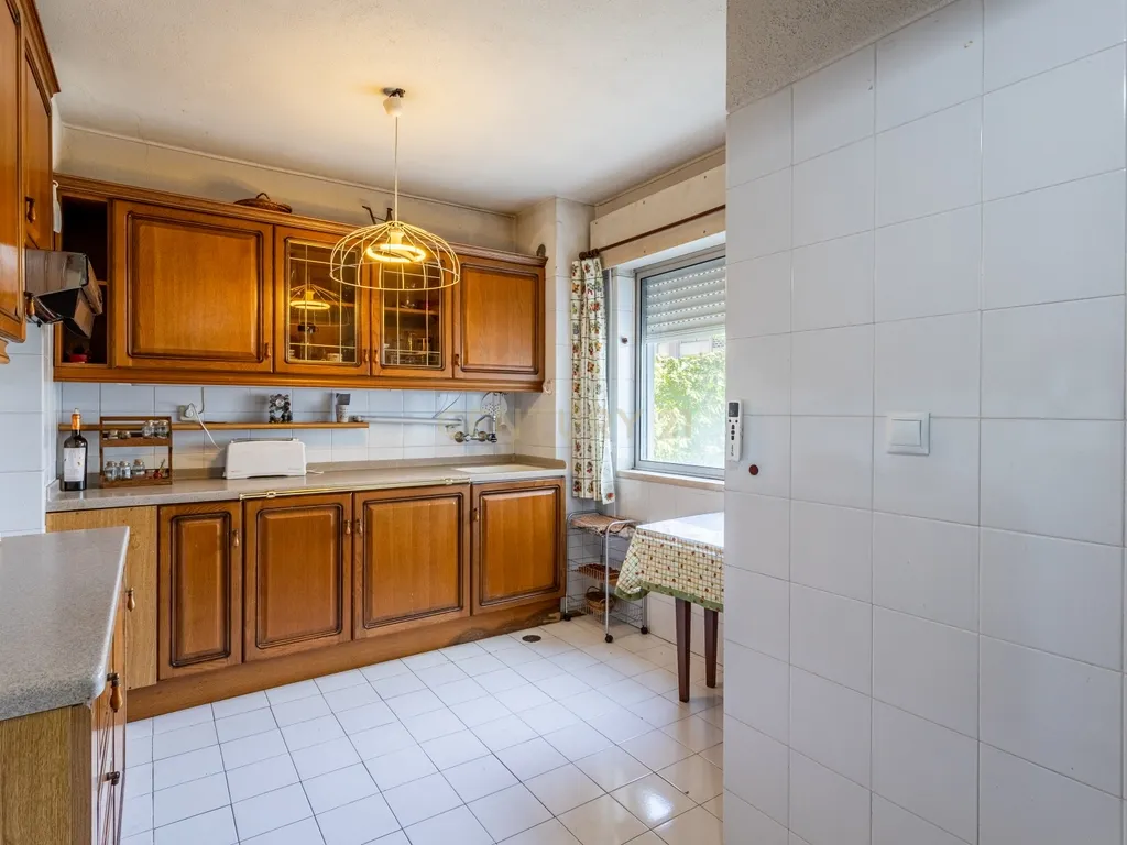 Apartamento T3 com Vista Rio nos Olivais, Lisboa - Image 17