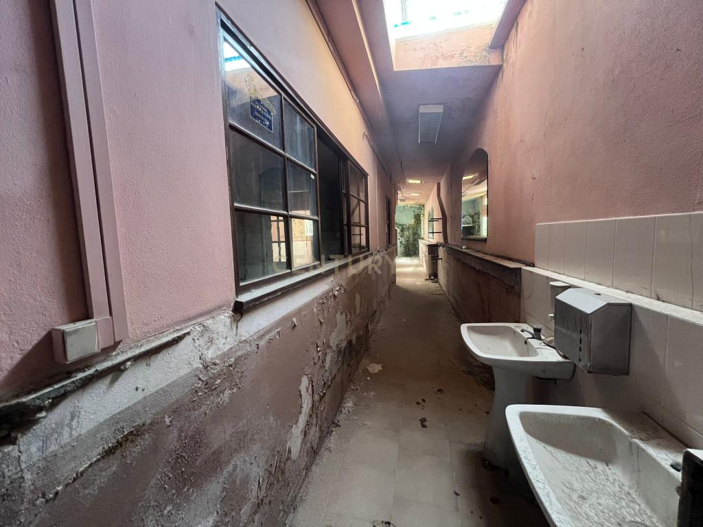 Prédio em Localização Privilegiada  - Image 10