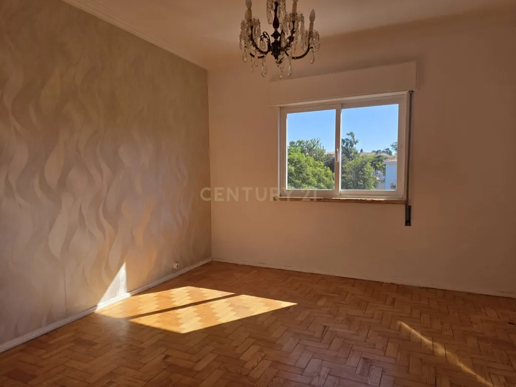 Apartamento T3 Renovado na Parede - Image 11