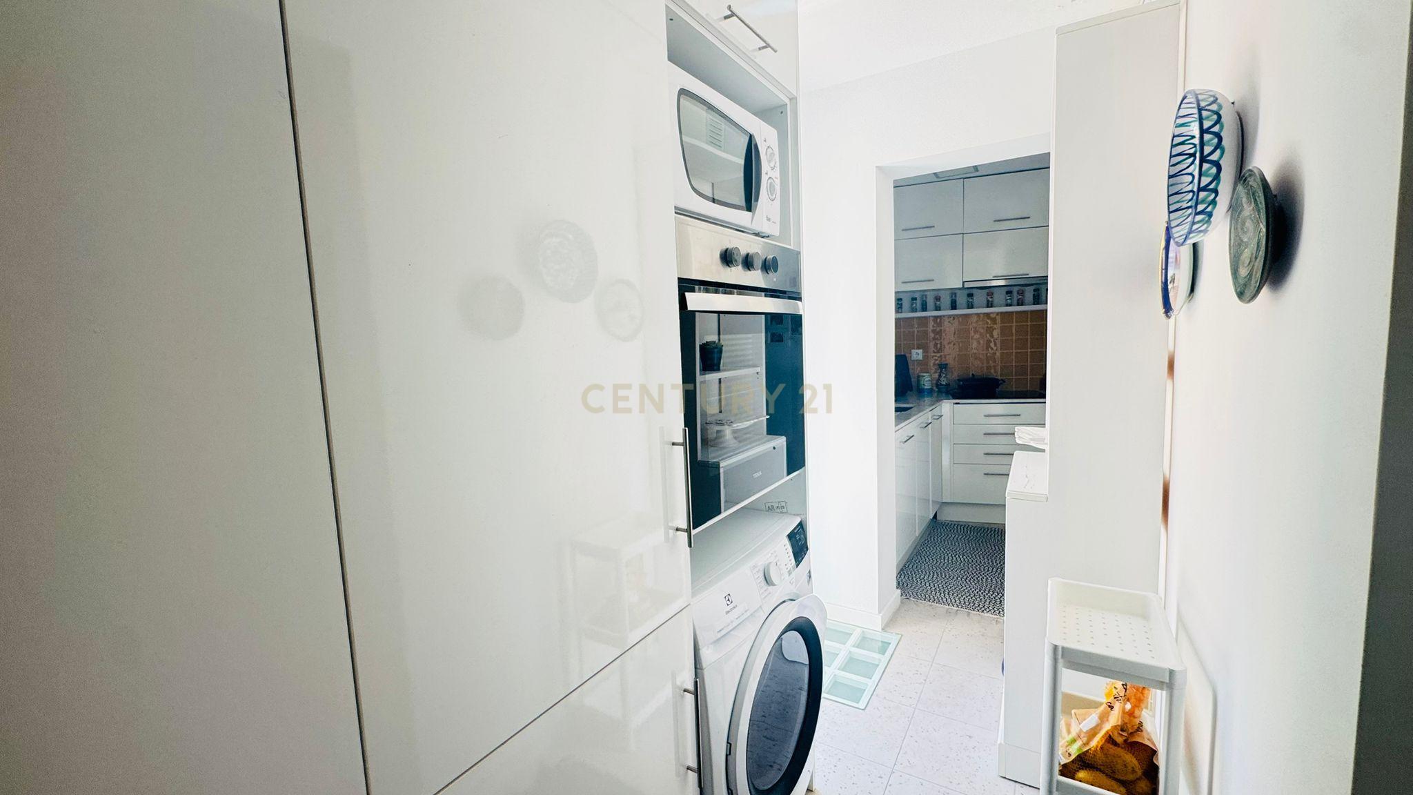 Fotografia 6 de Apartamento T2 com Suite e Terraço no Coração de Alfama