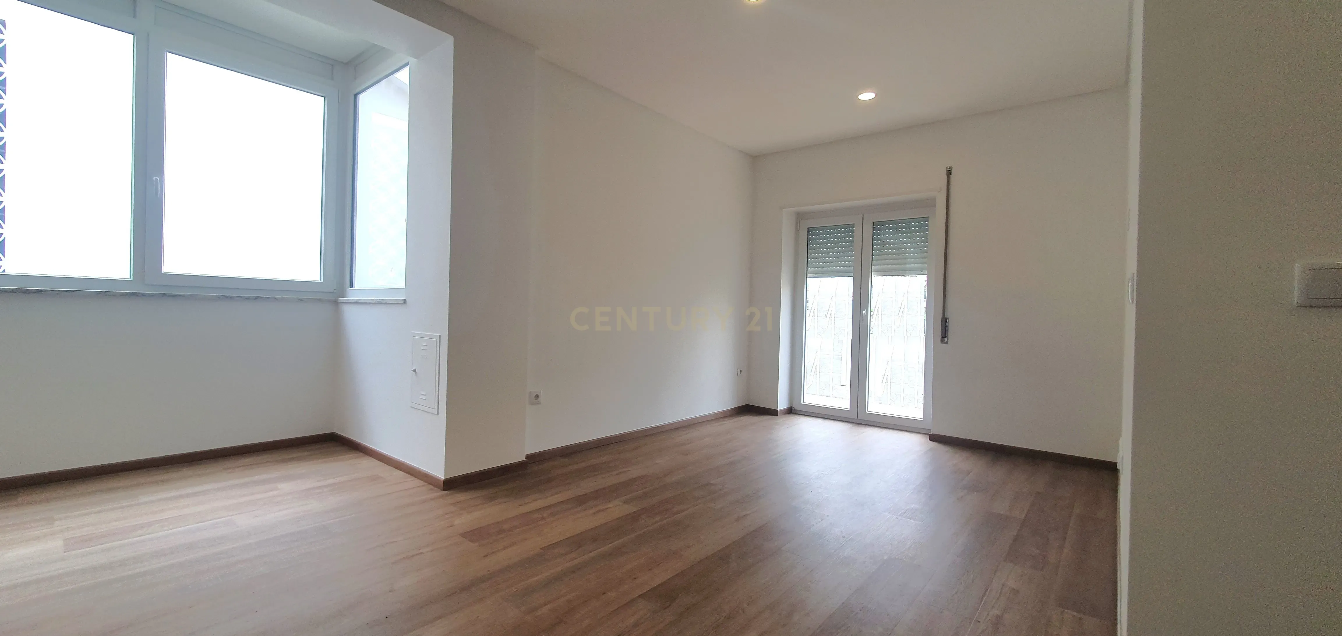 Apartamento T3+2 no Centro da Cidade - Image 2