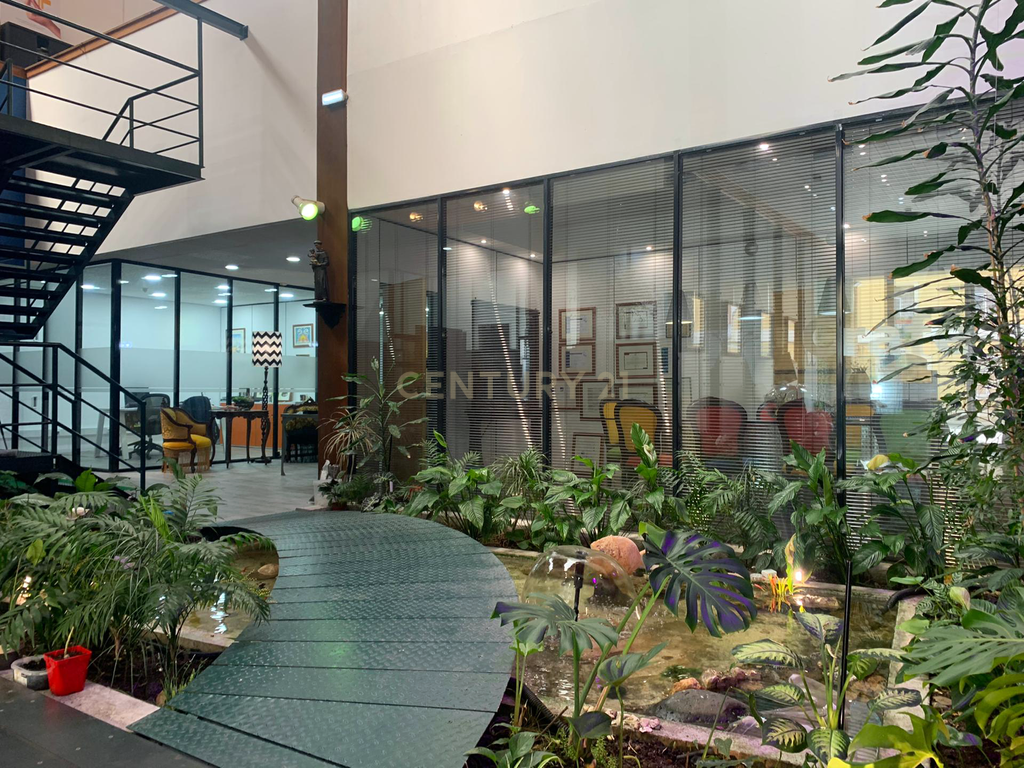 Armazém com 620 m2 situado no coração do Beato - Image 7