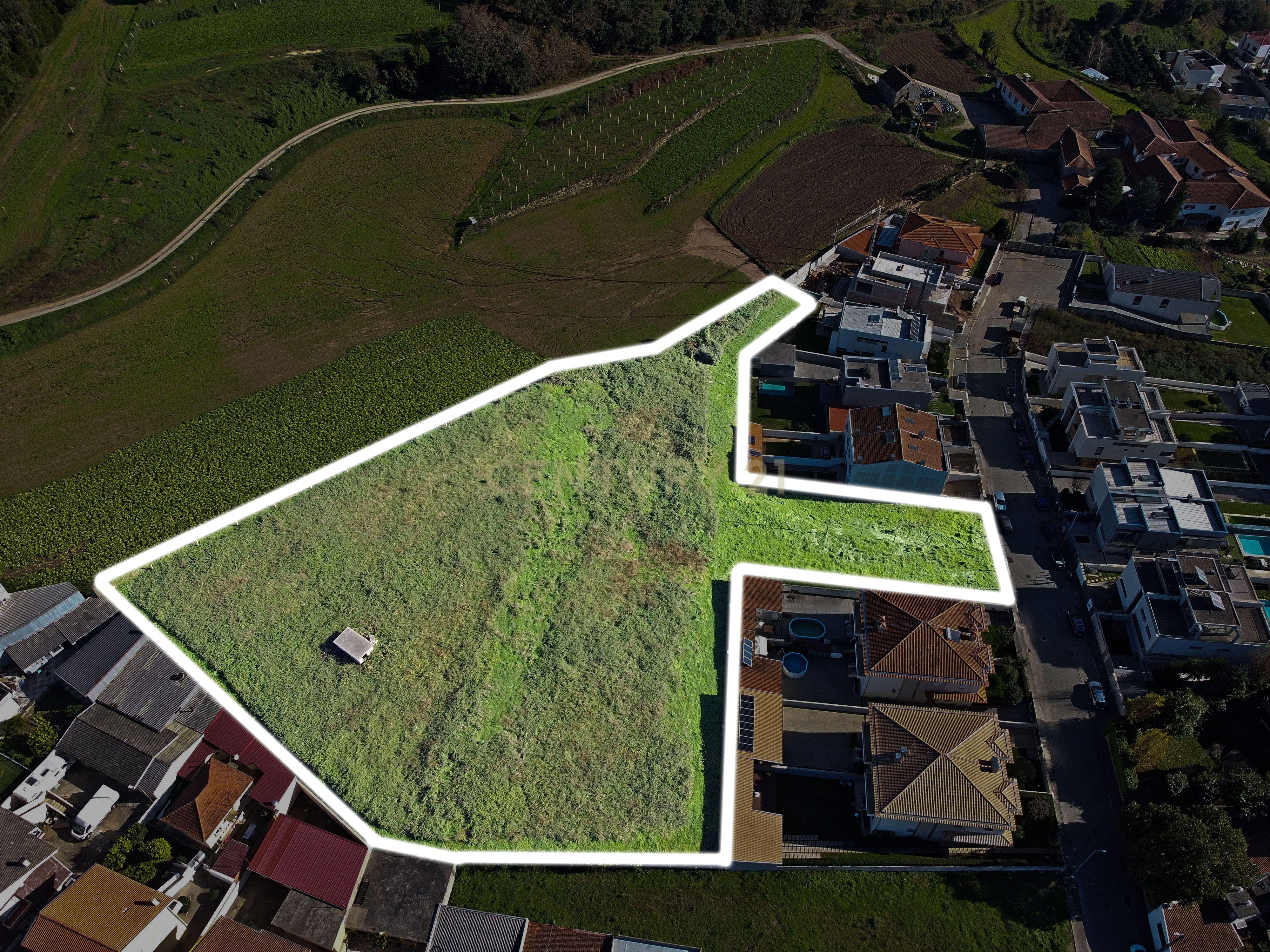 TERRENO COM VISTA RIO EM GONDOMAR COM PROJETO APROVADO PARA EMPREENDIMENTO TURISTICO. TURISMO - Image 2