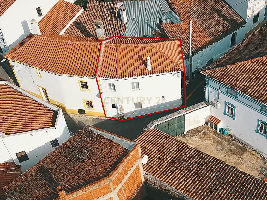 Encante-se com a Sua Nova Casa em Santana da Serra - A Paz do Interior a um Passo das Praias - Image 13