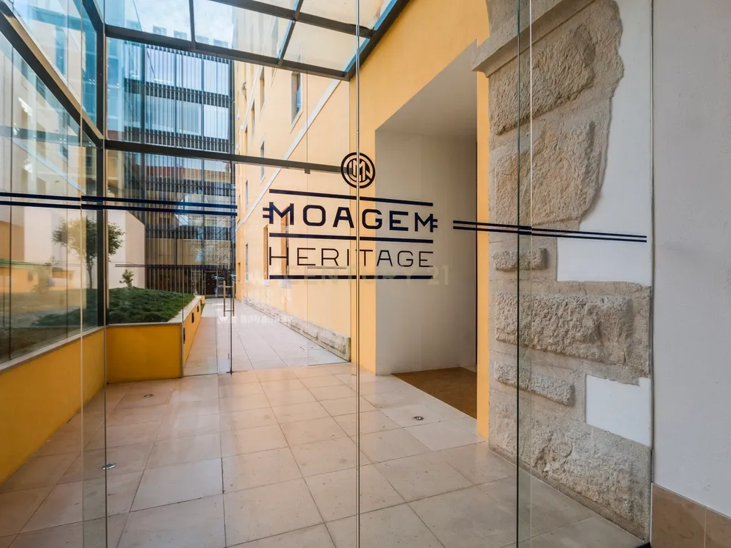 T2 Duplex | Moagem Heritage | Edifício Único e Icónico | Coração de Leiria - Image 1