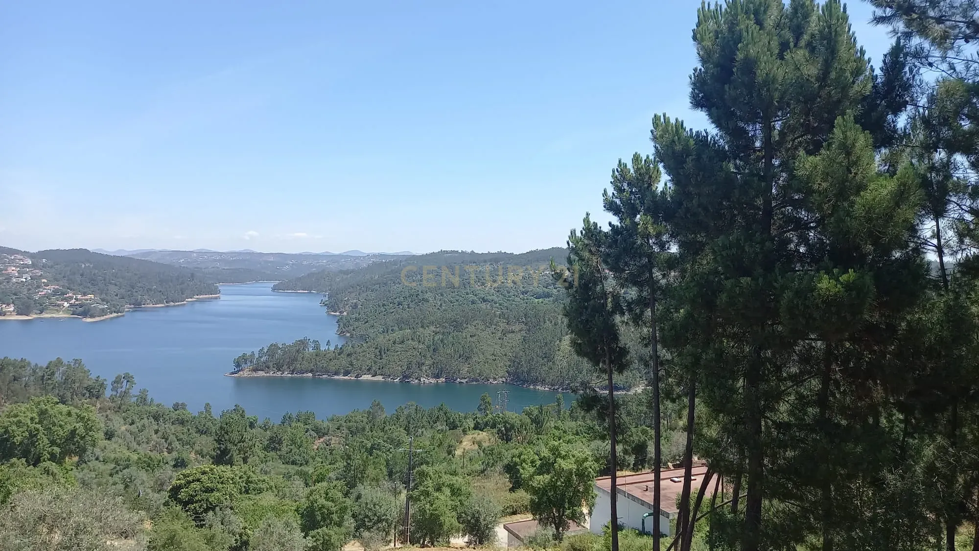 Magníficos terrenos com vista para o Rio Zêzere e a Albufeira de Castelo de Bode - DESCIDA DE PREÇO - Image 7