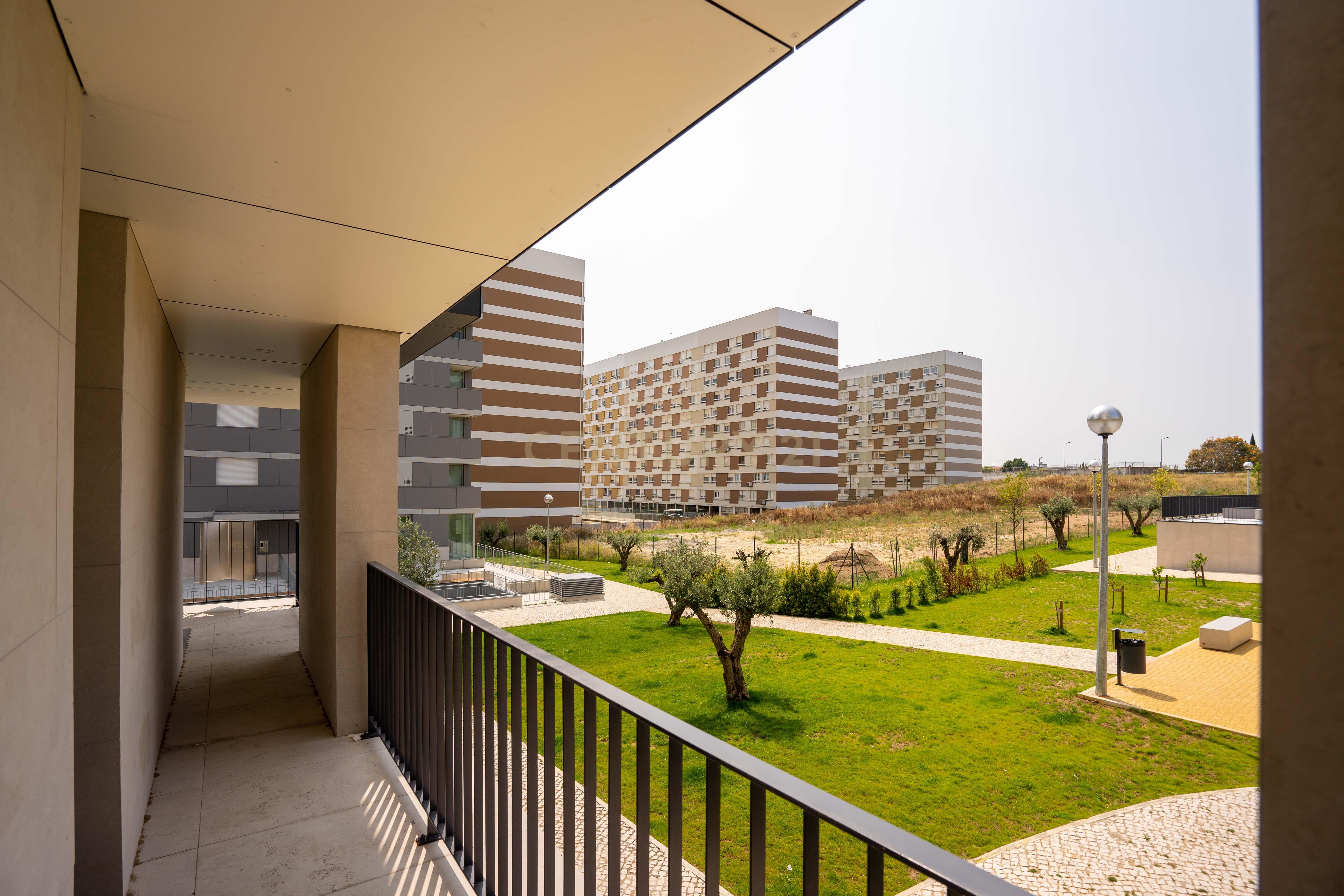 T1, Portela, Loures - Image 17