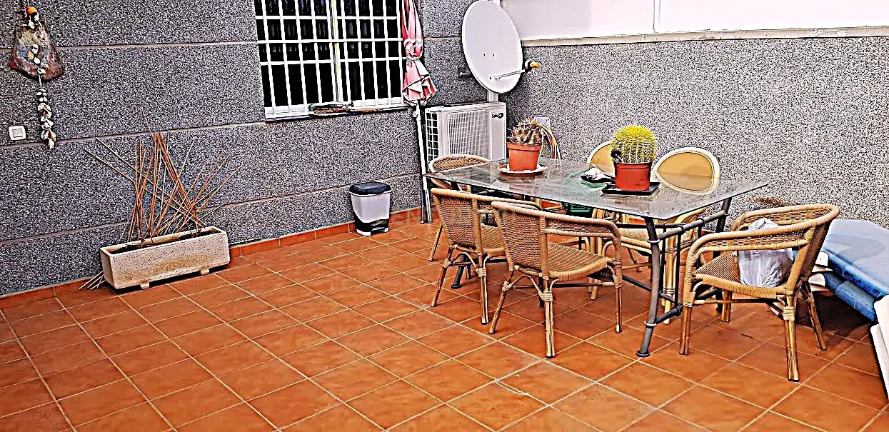 undefined - Image 5