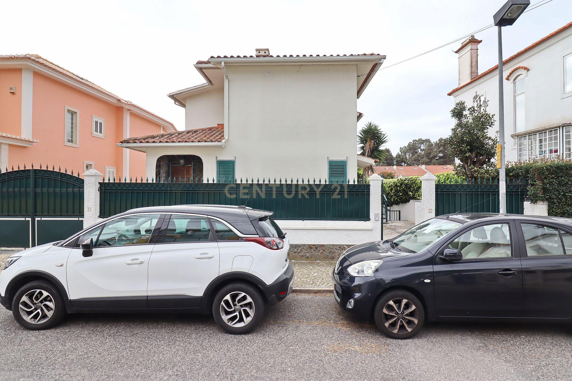 Moradia de Charme em zona residencial Prime, em Santo Amaro de Oeiras - Image 35