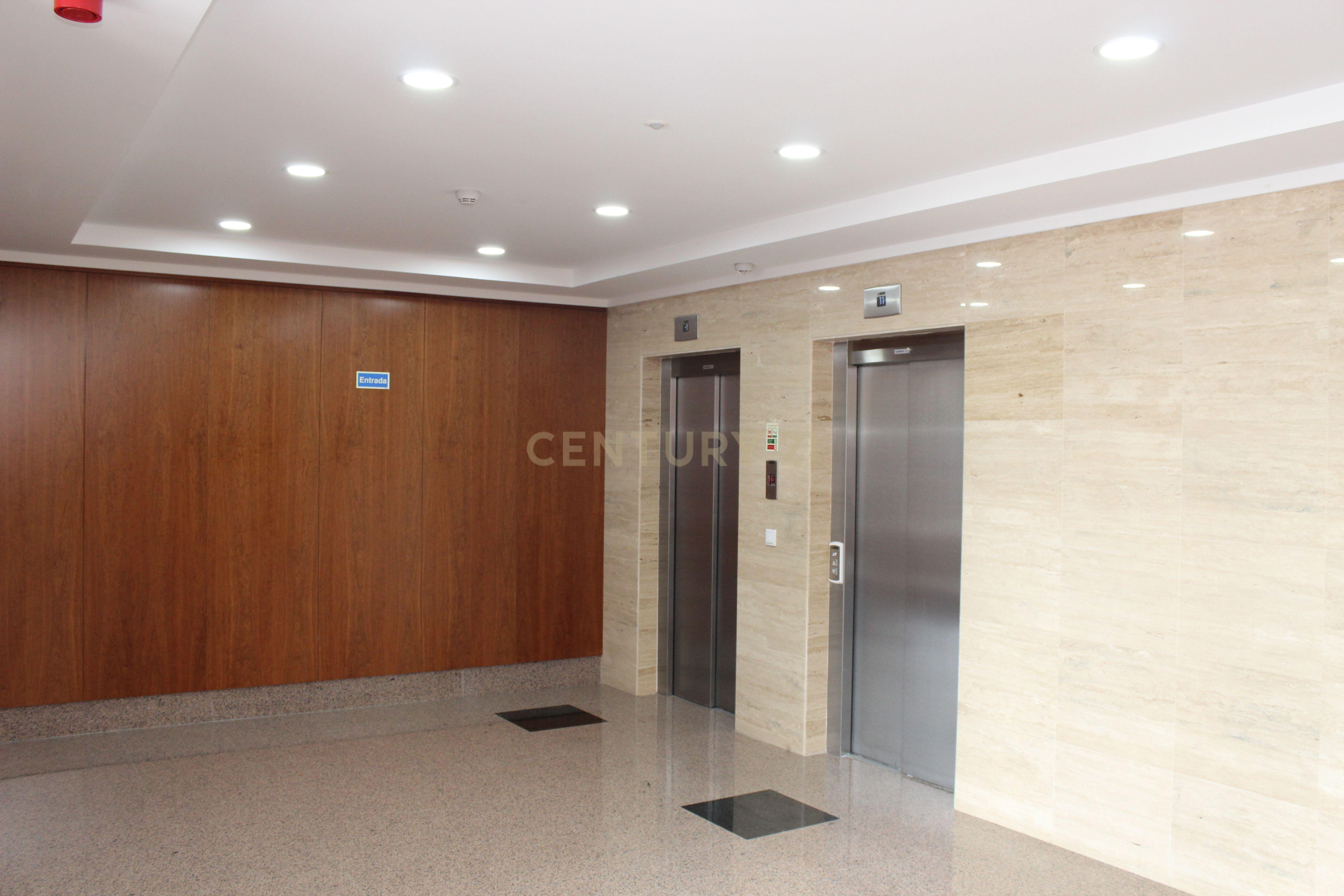 Apartamento T2 Moderno junto ao SPACIO Shopping Olivais - Image 27