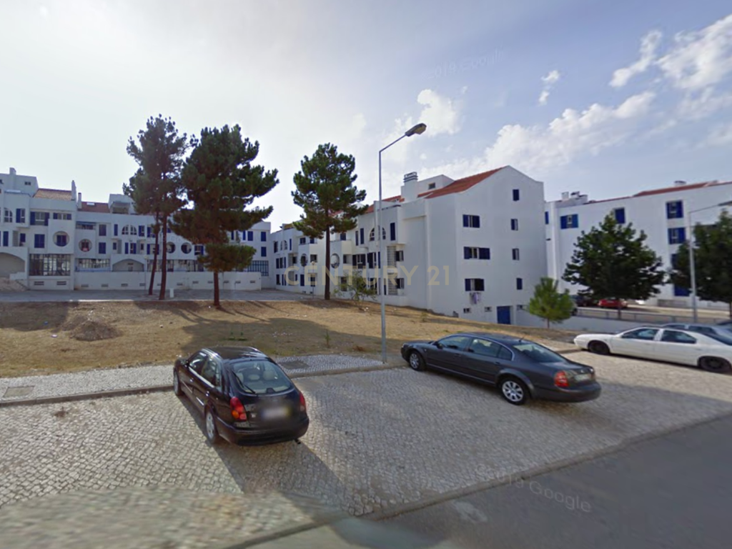 LOTE PARA CONSTRUÇÃO 6 FRAÇÕES + CAVE ESTACIONAMENTO - Image 3