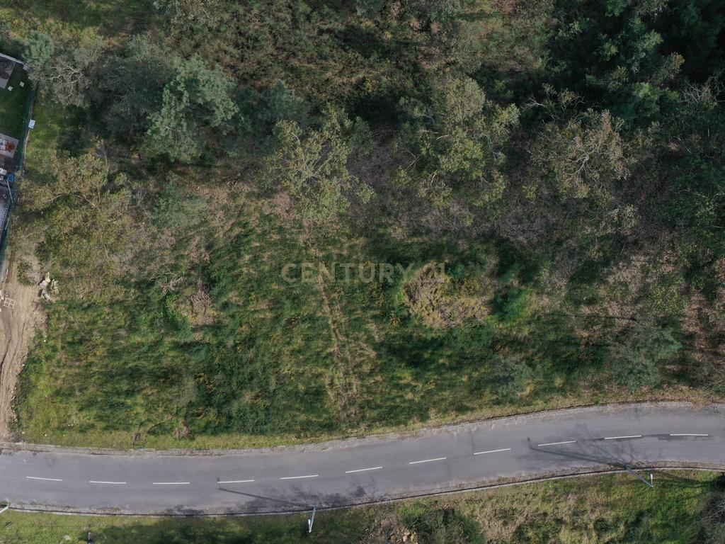 Terreno com viabilidade de construção - Image 5