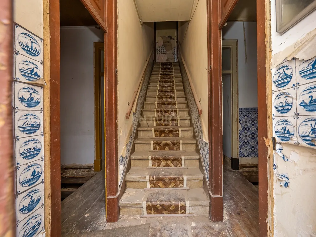 Edifício para Reabilitação Total no Bairro Salgado, Setúbal Bonfim composto por 8 apartamentos - Image 3