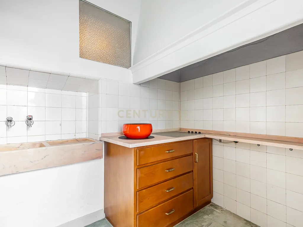 APARTAMENTO T2+1 COM 2 LOGRADOUROS NO CORAÇÃO DE BORBA - Image 15