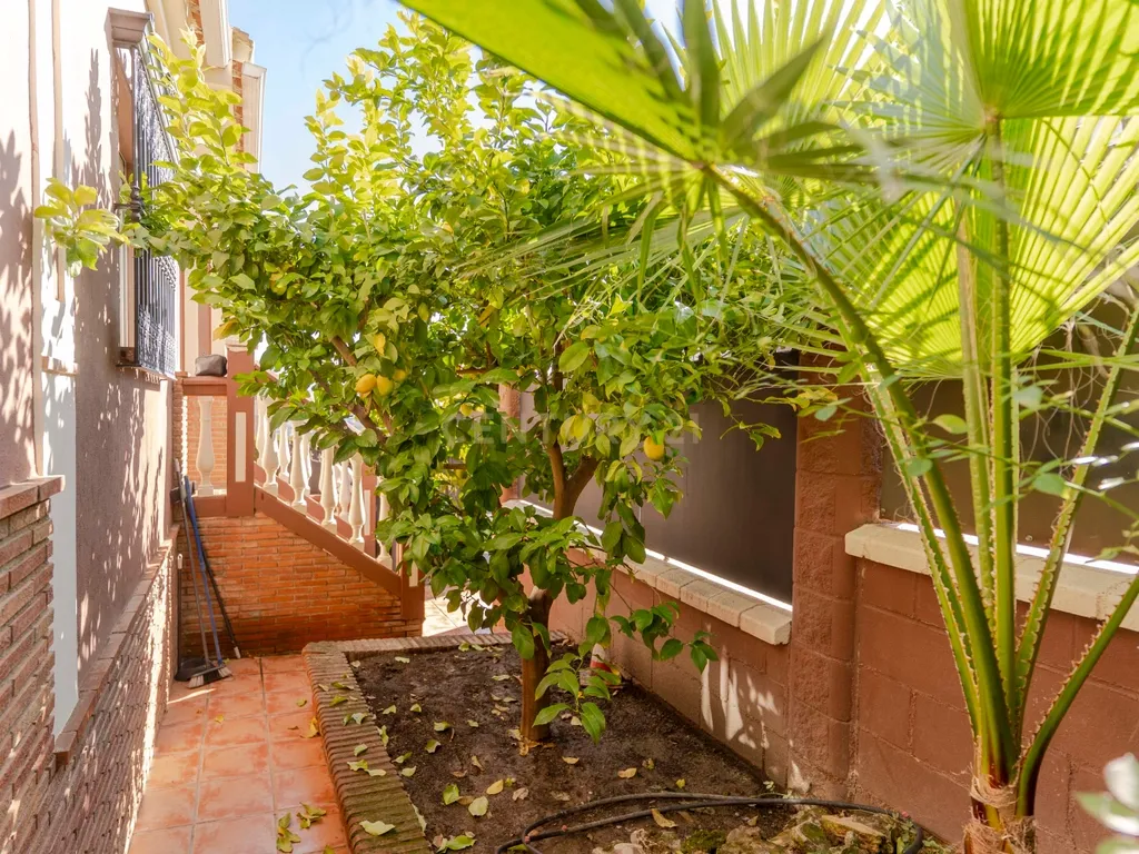 Casa Luxuosa em Albolote, Granada com Vista para as Montanhas - Image 61