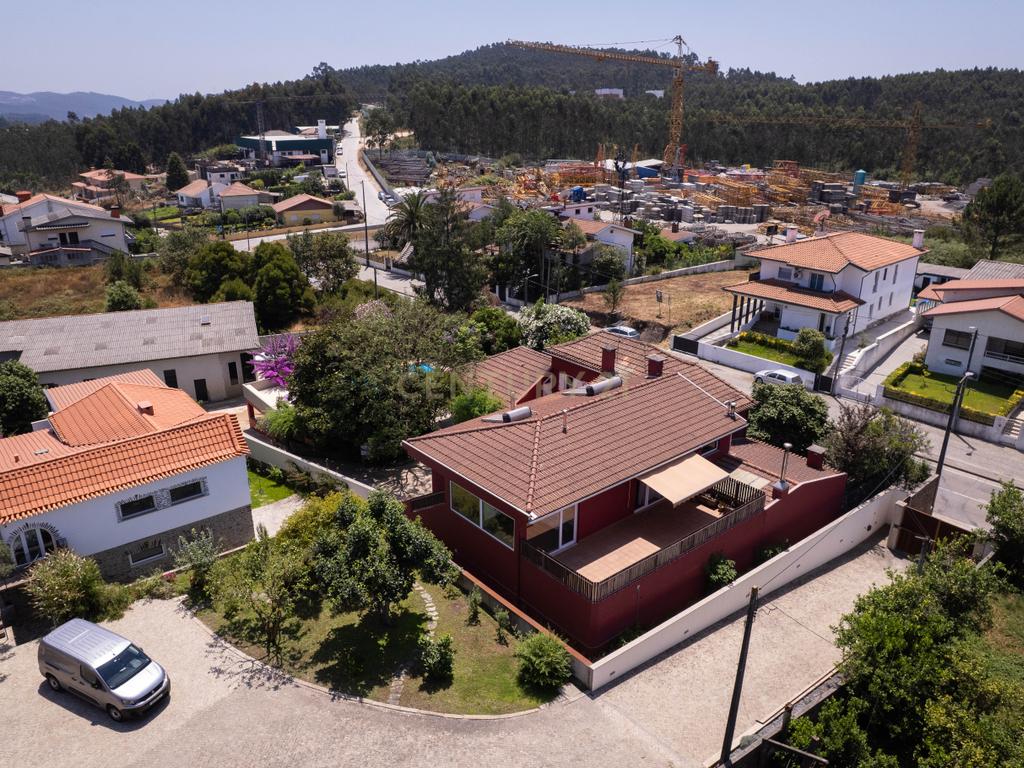 Moradia T6 de Charme com Piscina,  na Trofa (São Romão do Coronado) - Image 18