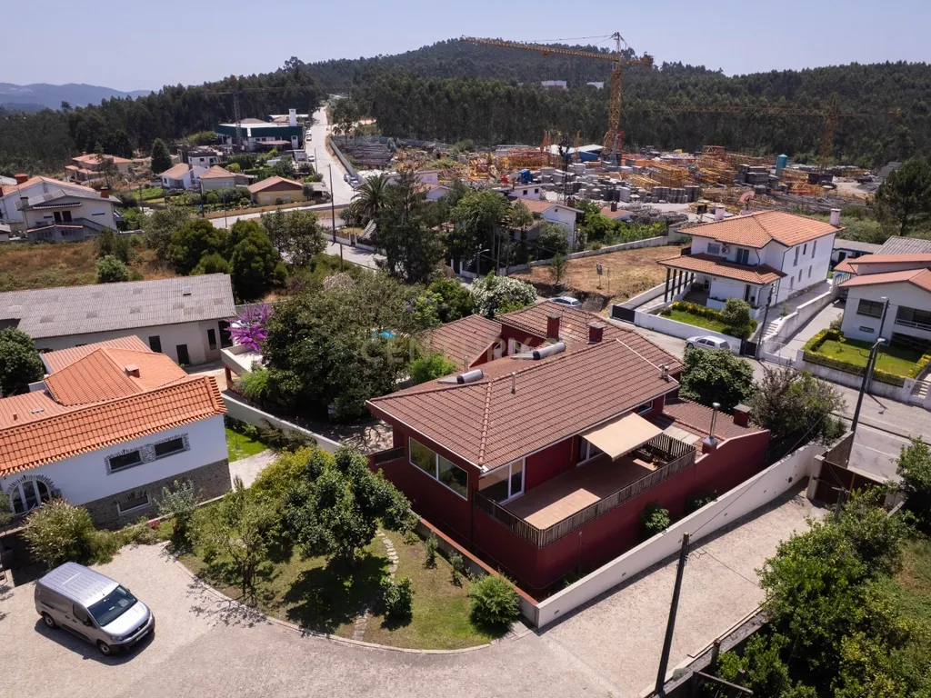 Moradia T6 de Charme com Piscina, na Trofa (São Romão do Coronado) - Image 18