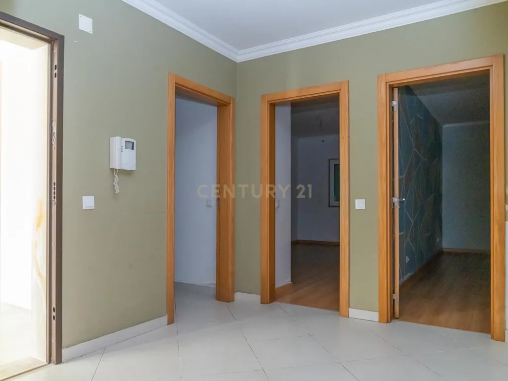 Apartamento T2, com Parqueamento, em Brejos de Azeitão - Image 26
