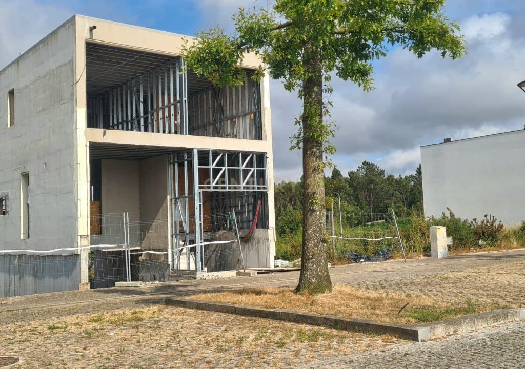 Moradia T3 em Fase de Construção – Urbanização Vila Amor, Touguinhó - Image 1