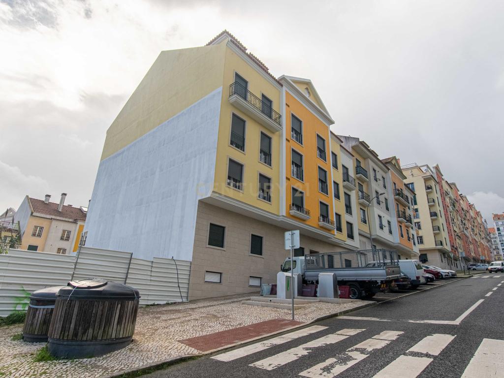 Apartamento T2 Urbanização Neudel na Amadora, a estrear - Image 21