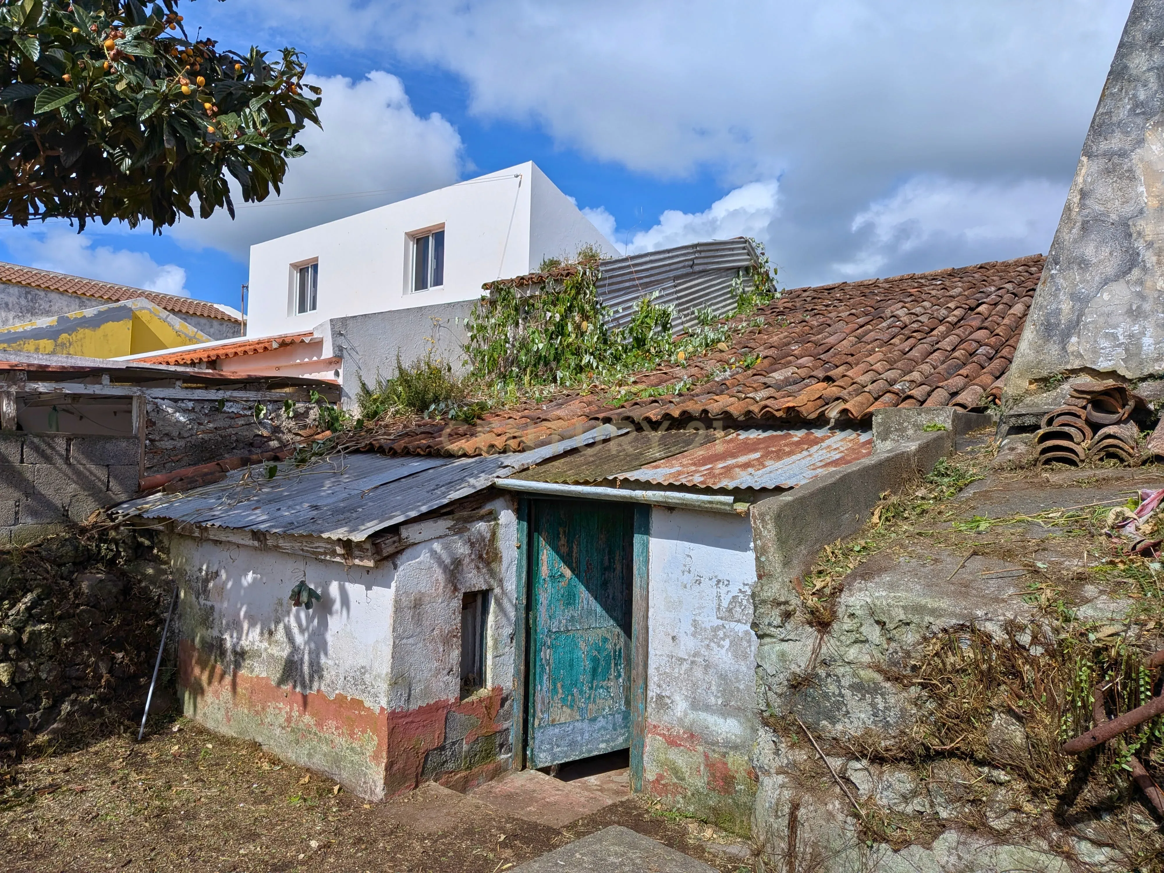 Fotografia 10 de Moradia para Reabilitação | Lagoa, São Miguel