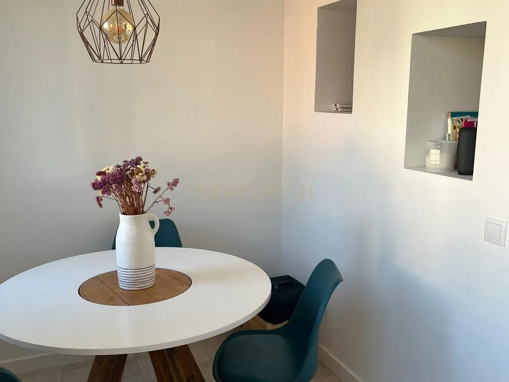Apartamento T2 em Campo de Ourique - Image 24
