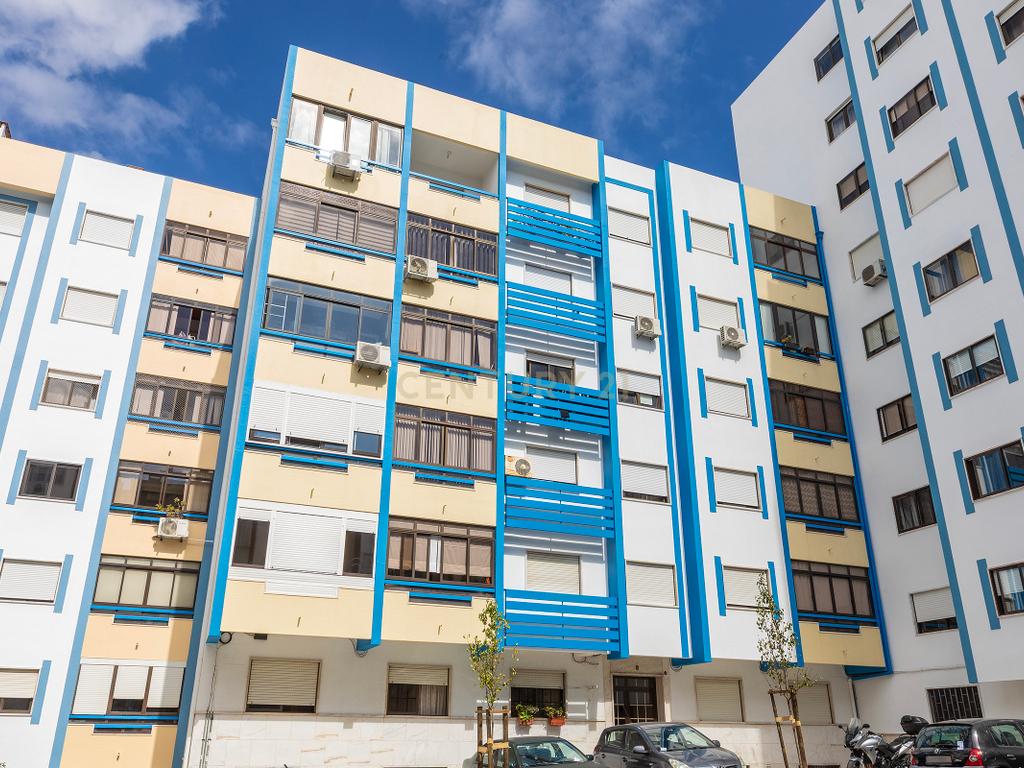 Apartamento T1 - Damaia. - Image 3