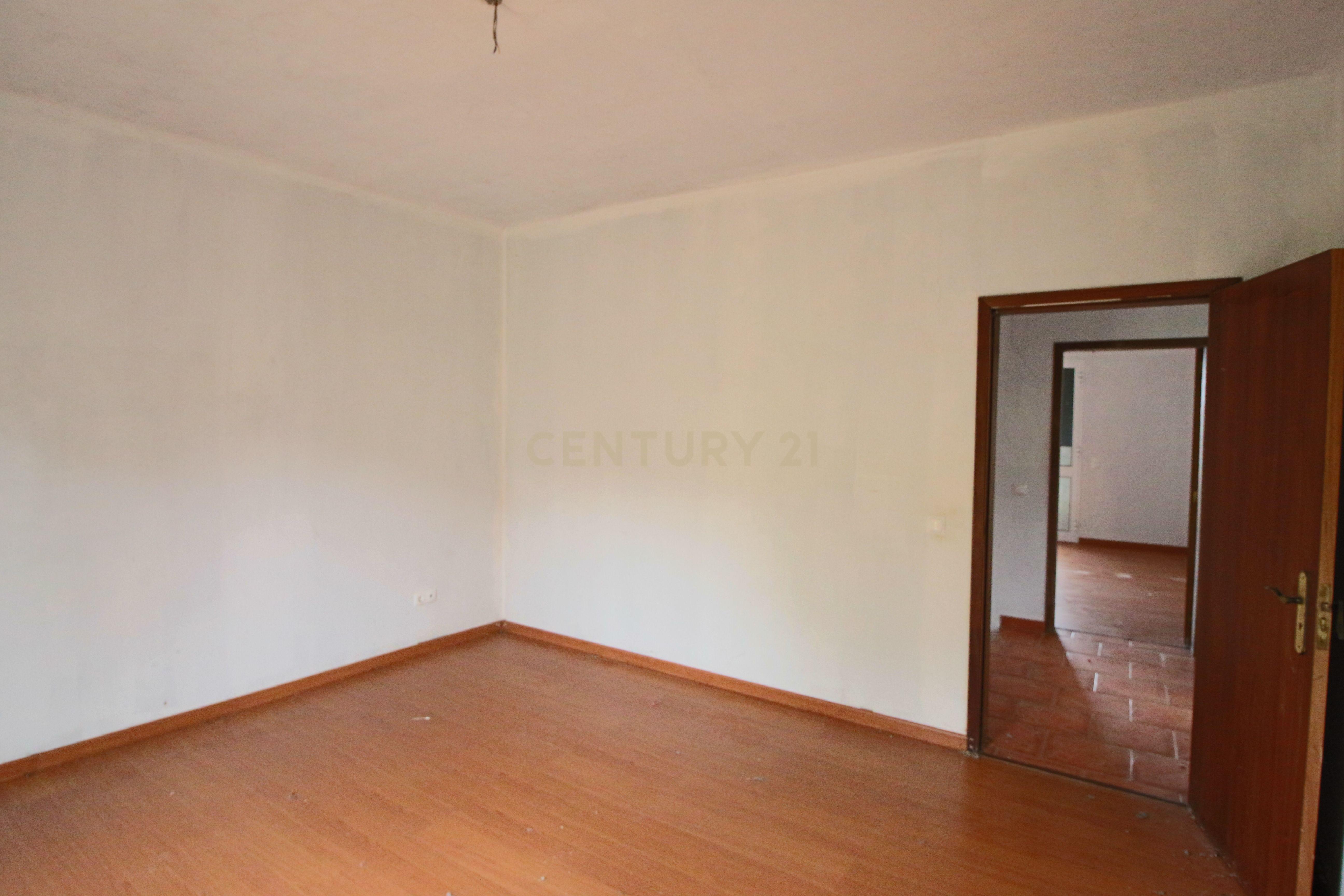 Fotografia 11 de Moradia T3 em Santana com Potencial Residencial e Turístico