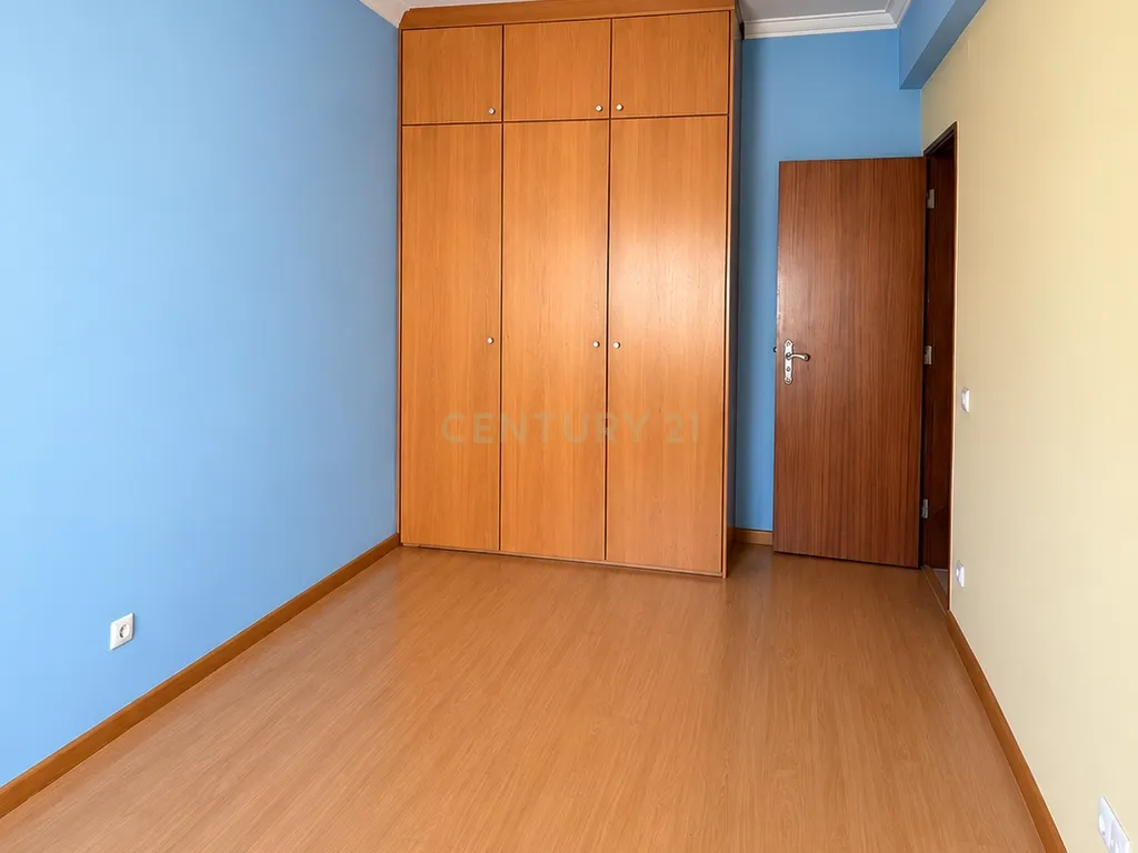 Apartamento T3 na Cruz de Pau - Image 16