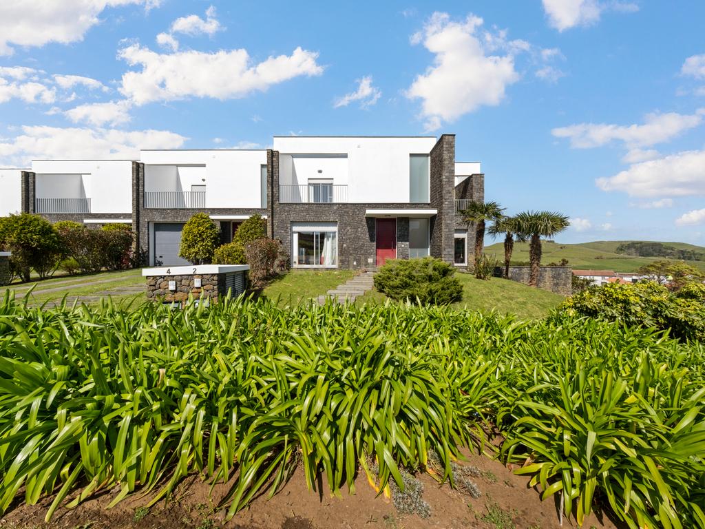 Casa moderna T4 com vista panorâmica em Fonte do Bastardo - Image 2