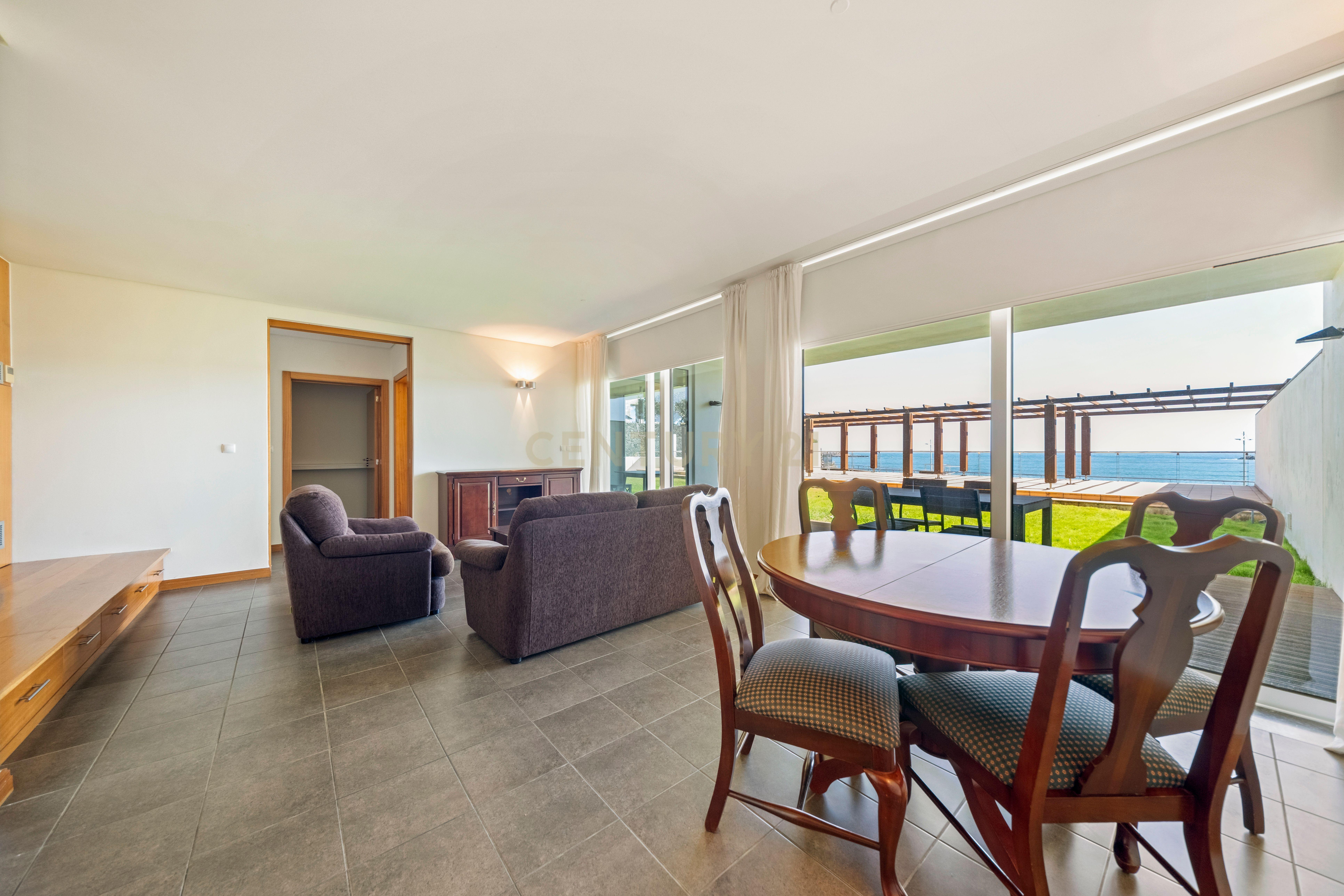 Apartamento moderno T3 com vista mar na Praia da Vitória - Image 5