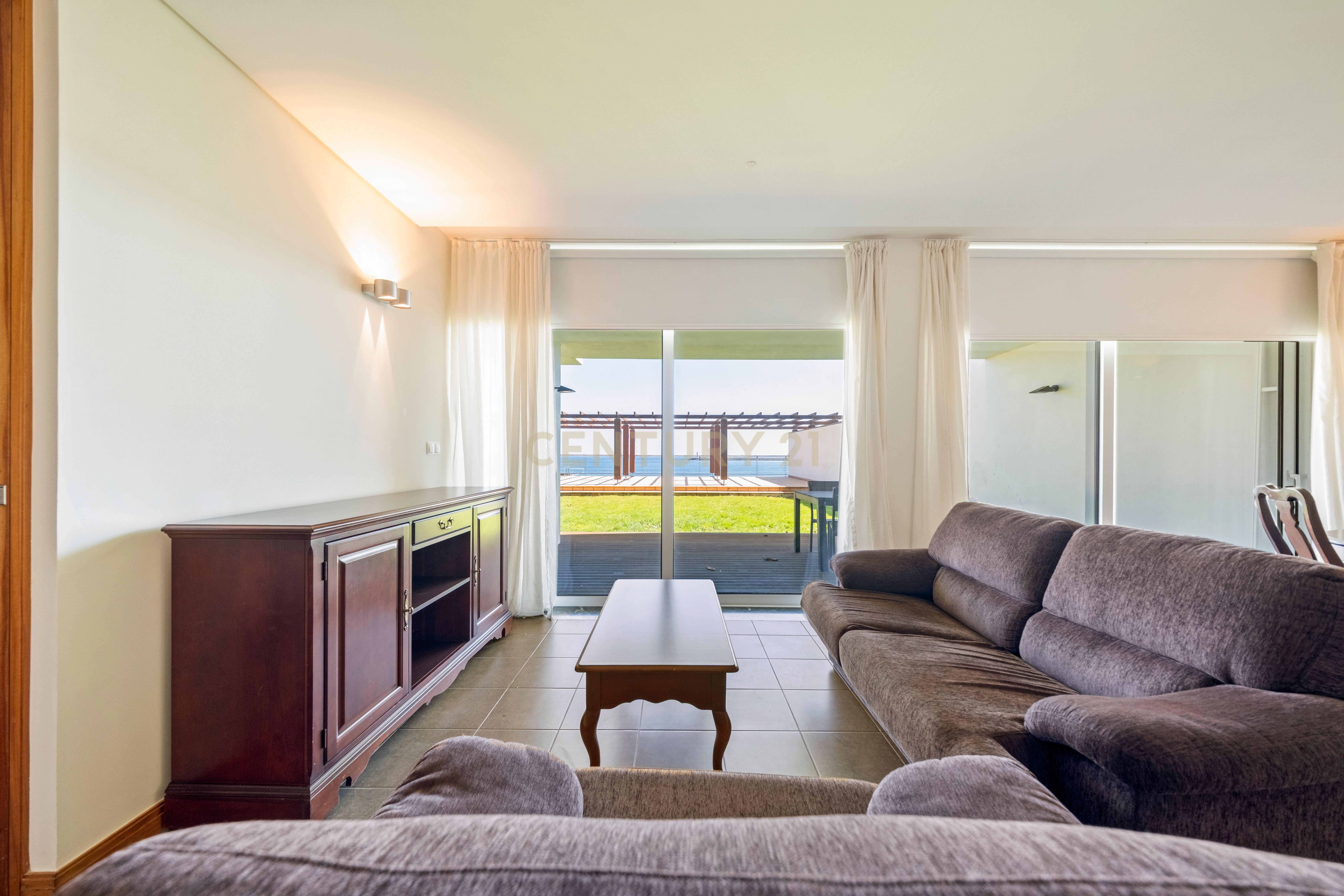 Apartamento moderno T3 com vista mar na Praia da Vitória - Image 7