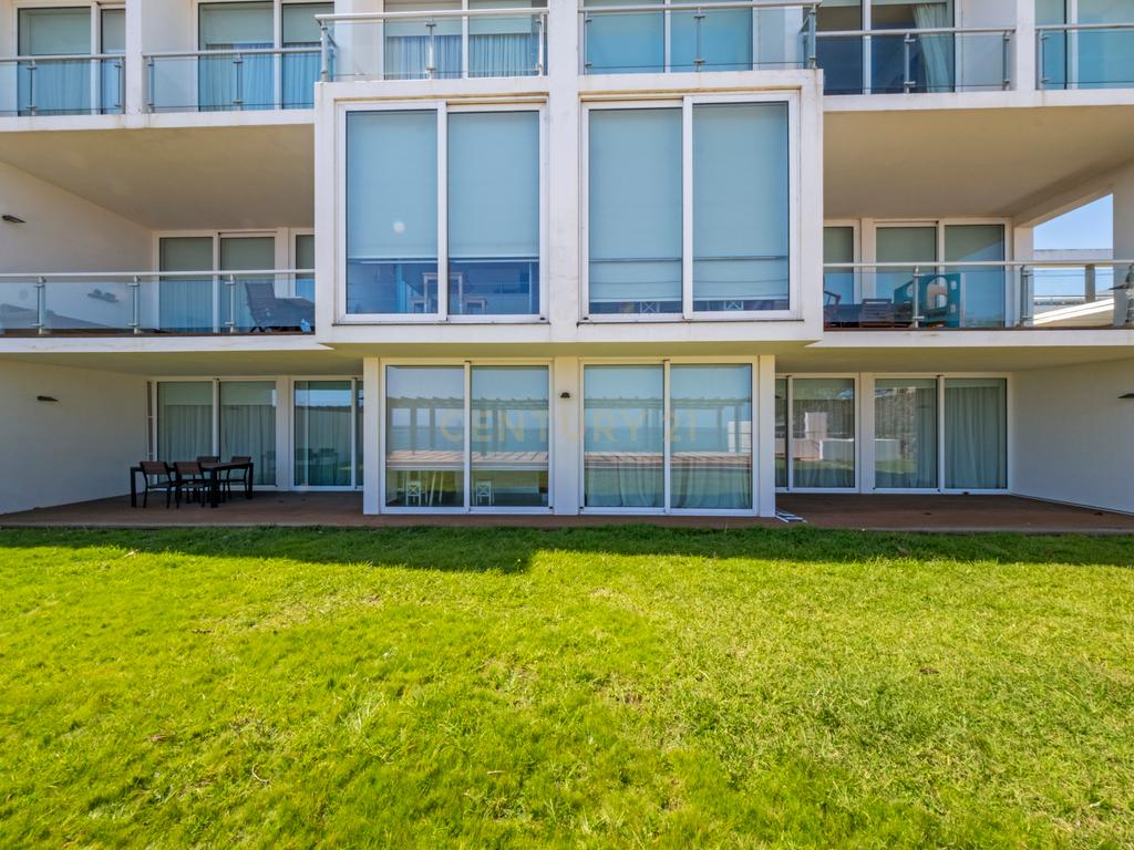 Apartamento moderno  T3 com vista mar na Praia da Vitória - Image 3