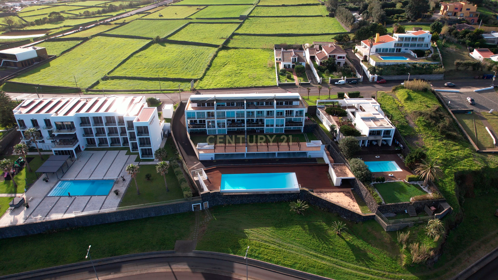 Apartamento moderno T3 com vista mar na Praia da Vitória - Image 17