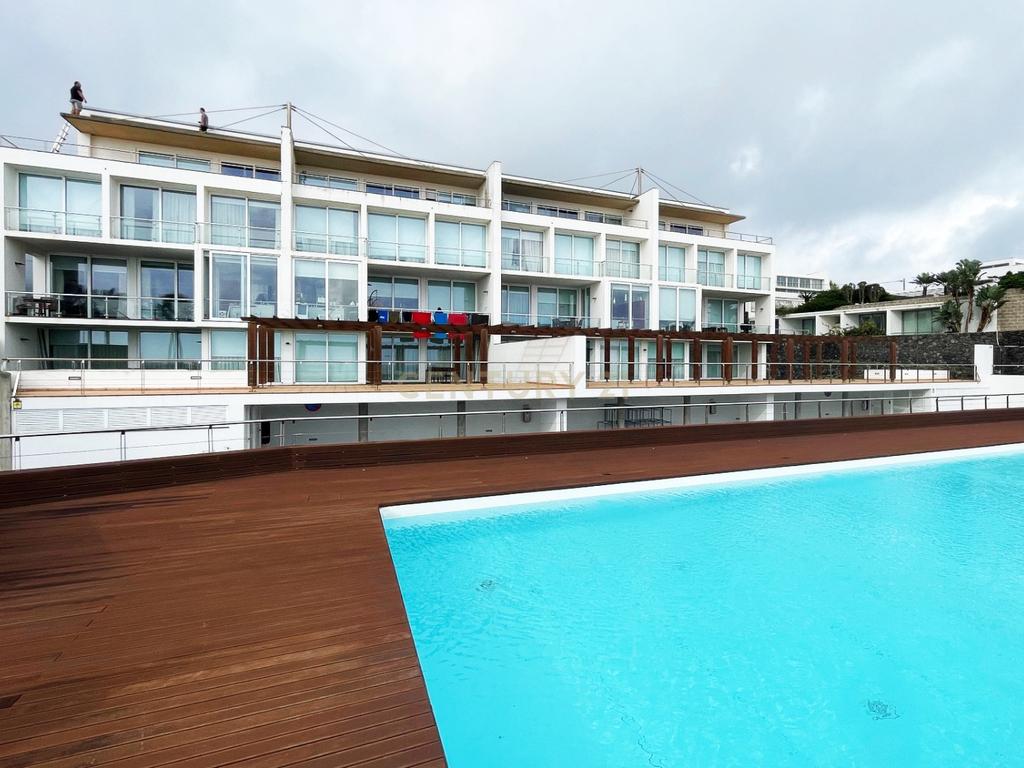 Apartamento moderno  T3 com vista mar na Praia da Vitória - Image 16