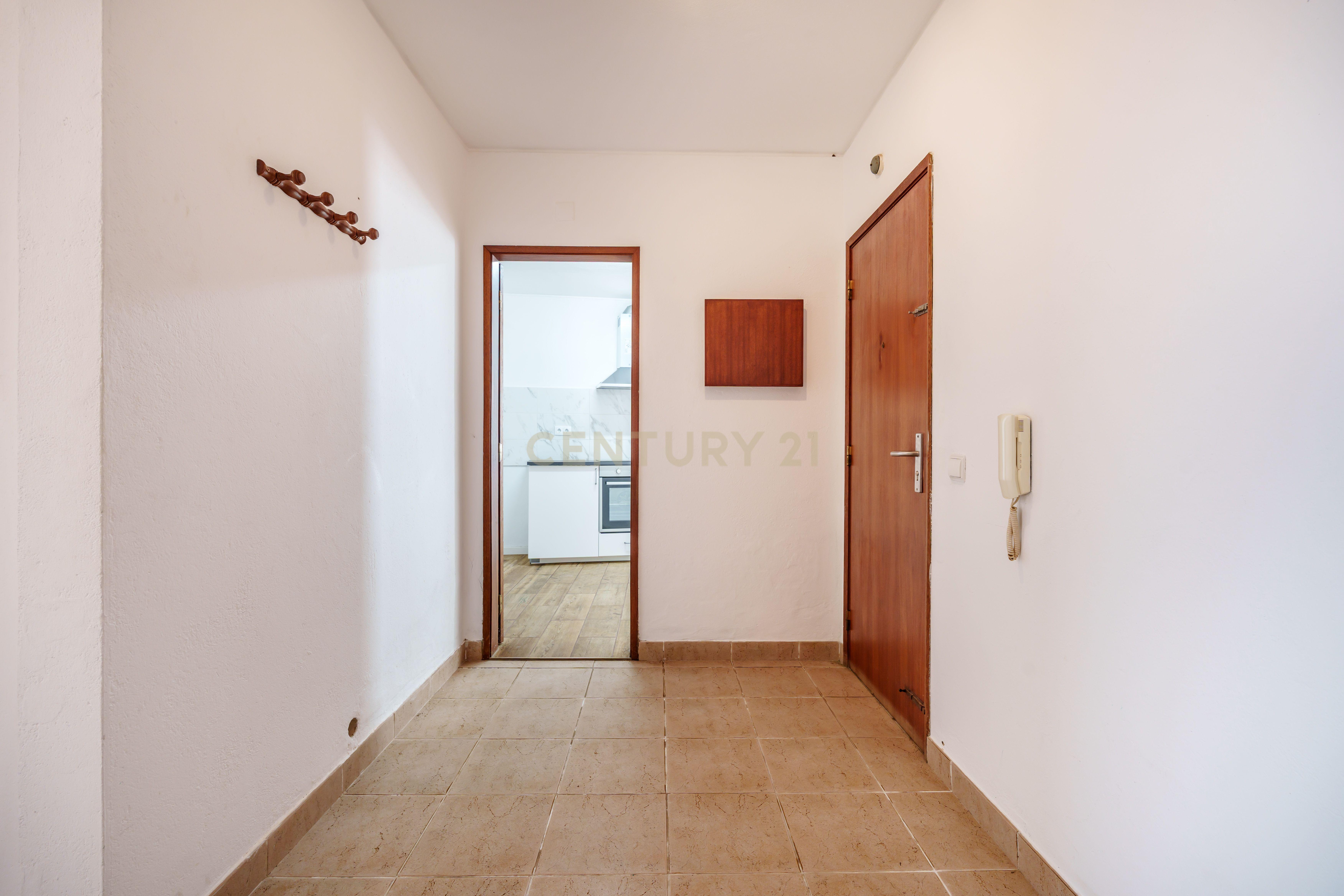 Fotografia 3 de T2 renovado com varanda e terraço no Centro Histórico de Silves