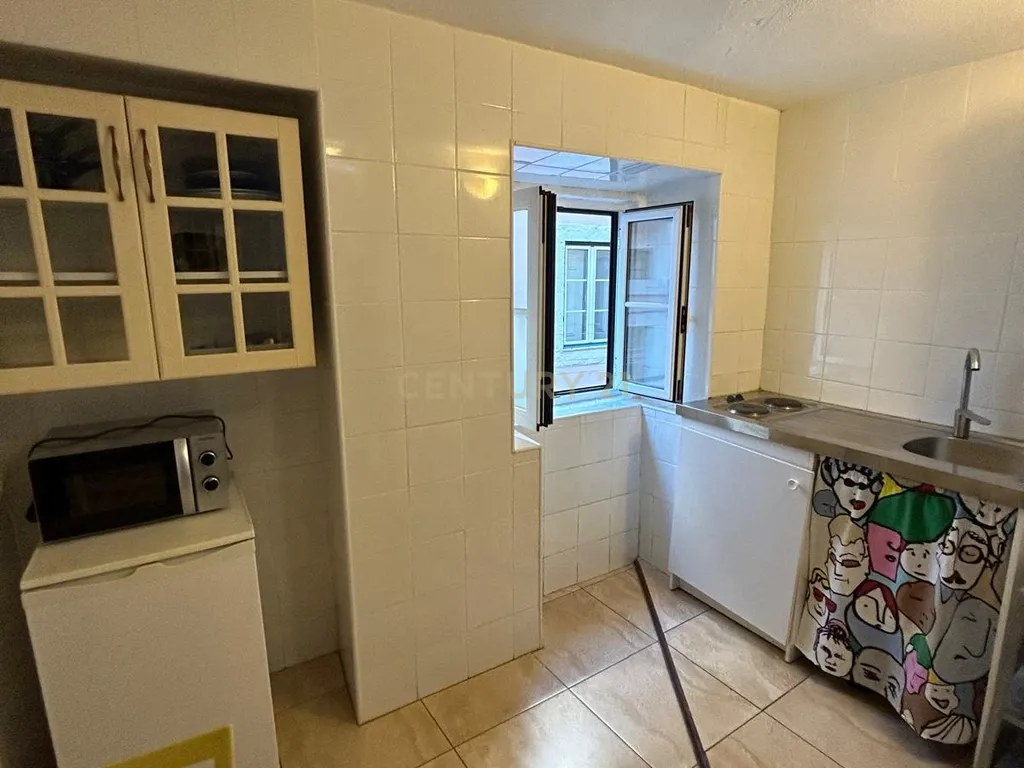 Predio totalmente Remodelado no coraçāo do Bairro Alto em Lisboa - Image 13
