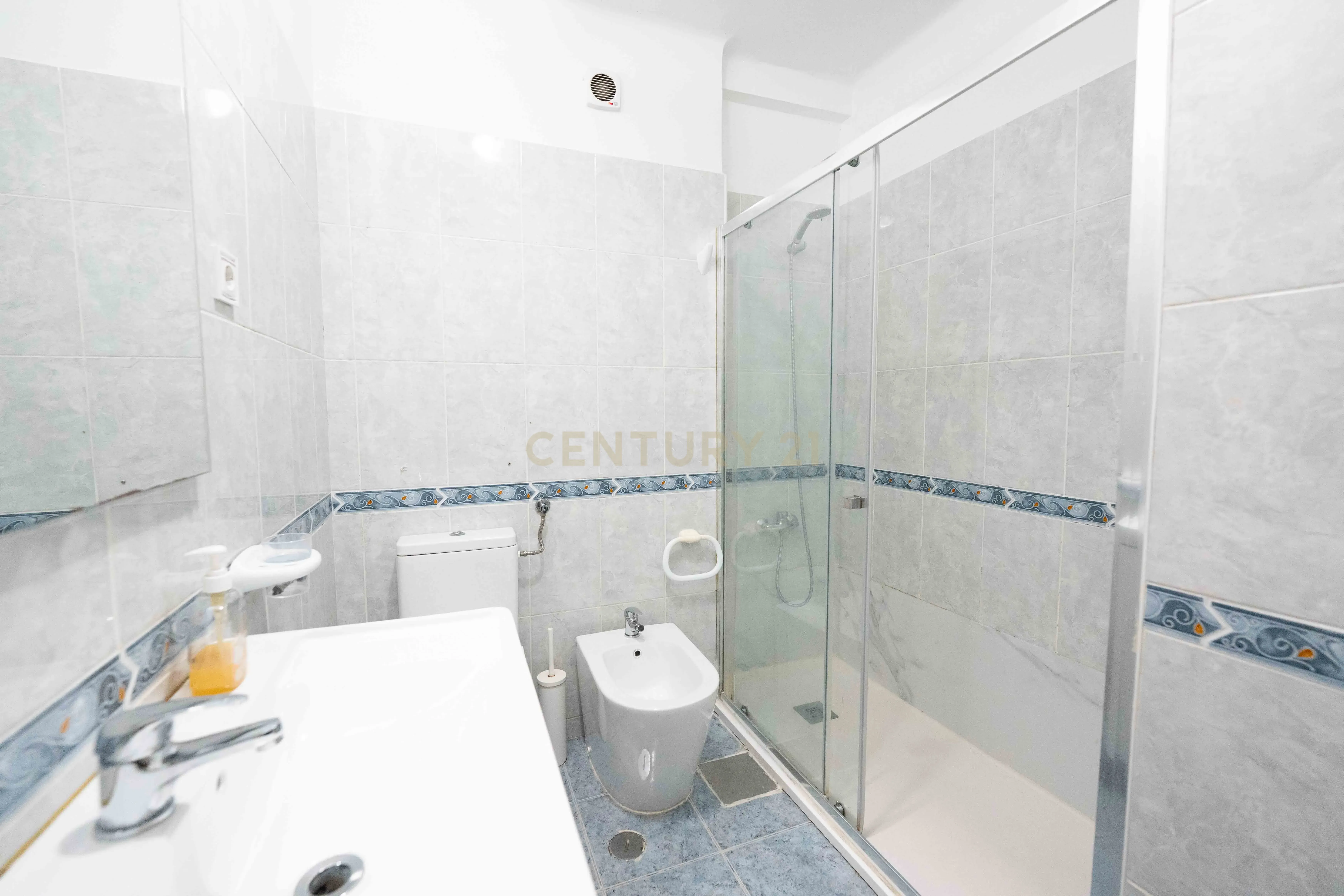 Fotografia 7 de Venda | Apartamento T2 + Sala convertida em dois quartos | Mobilado e equipado na Rua Padre António Vieira em Coimbra