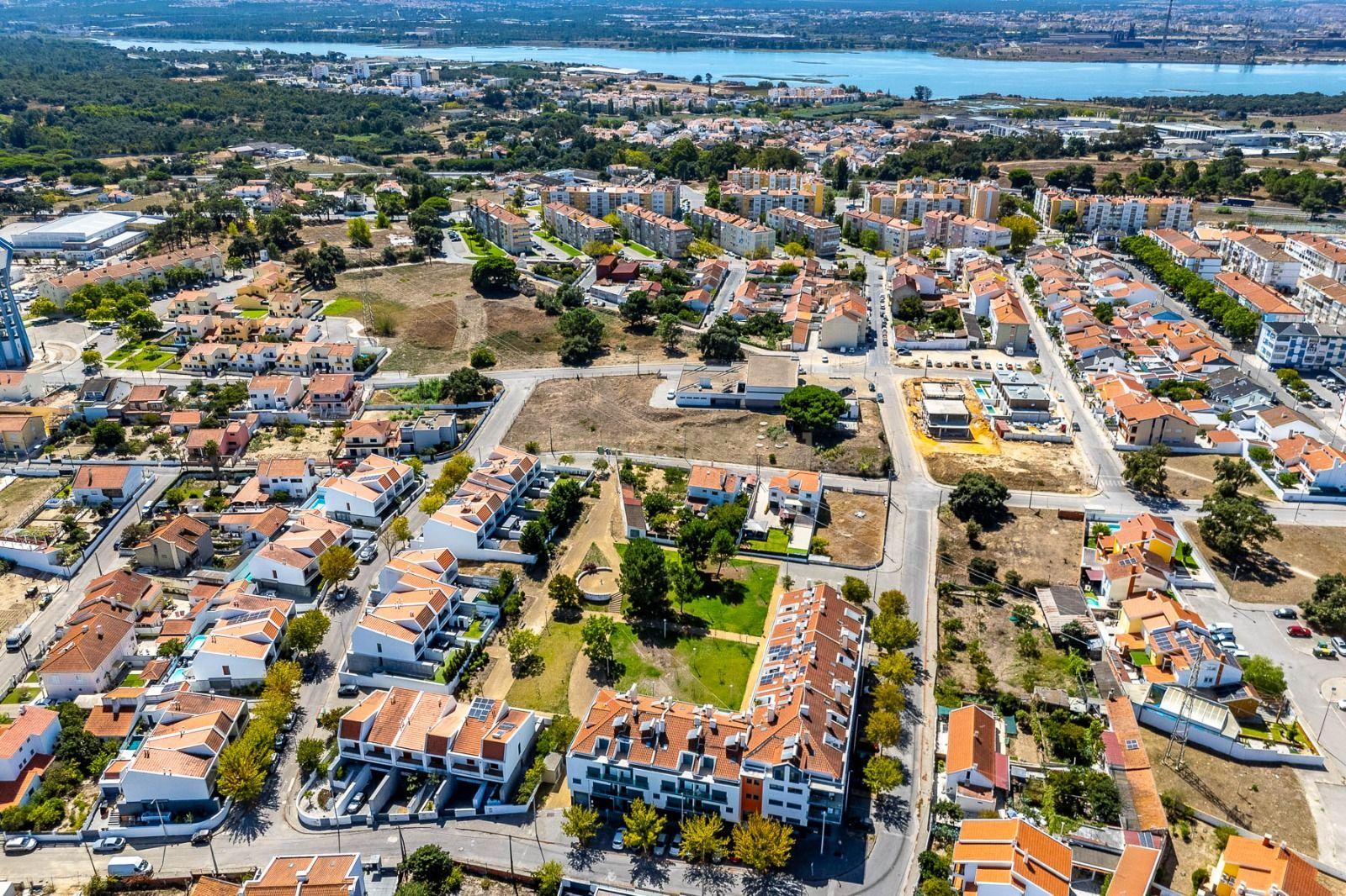 Apartamento T3 à venda em Santo António da Charneca, Barreiro — foto 35