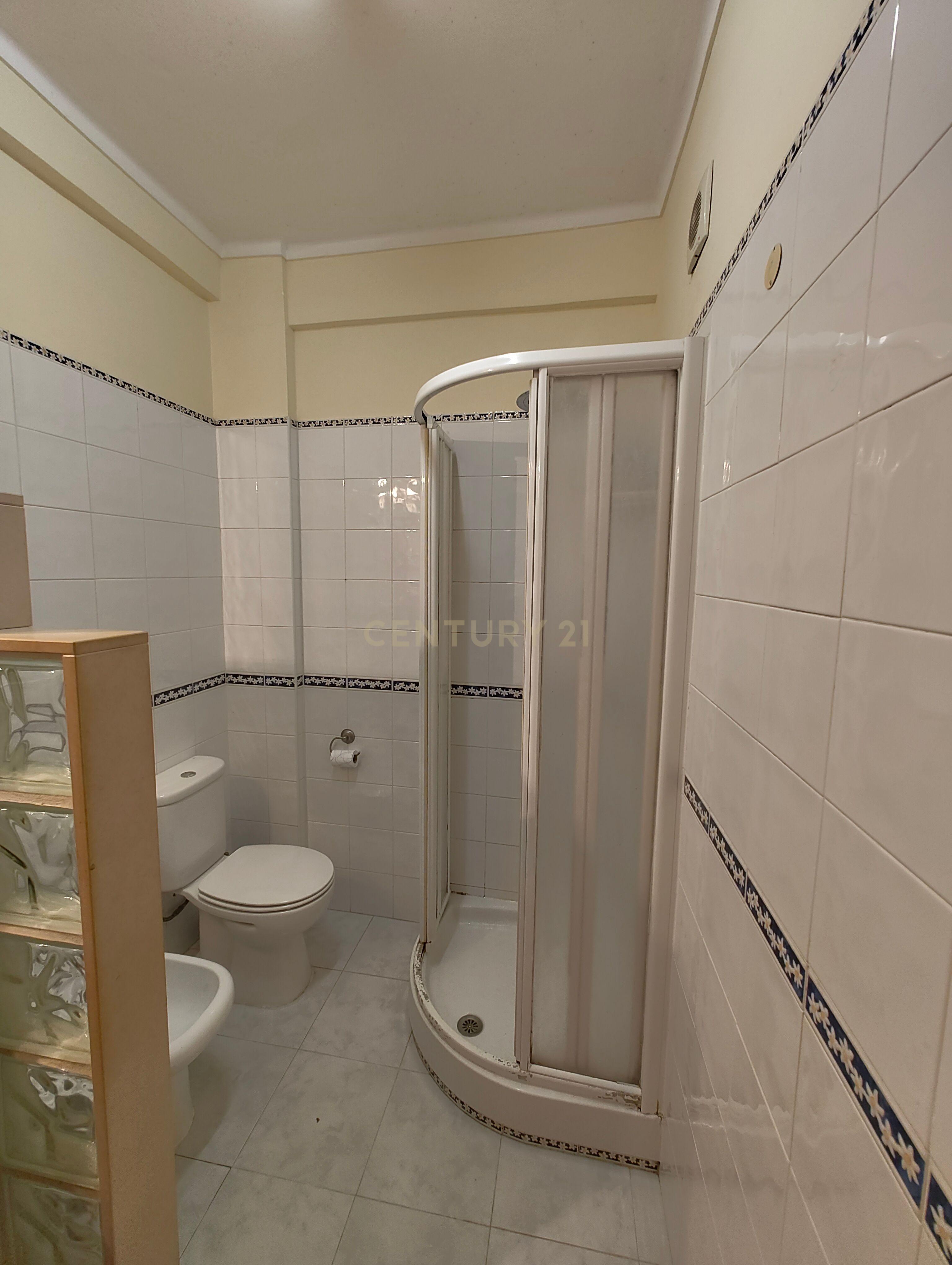 Apartamento duplex T3 + 2 em Queluz - Image 38